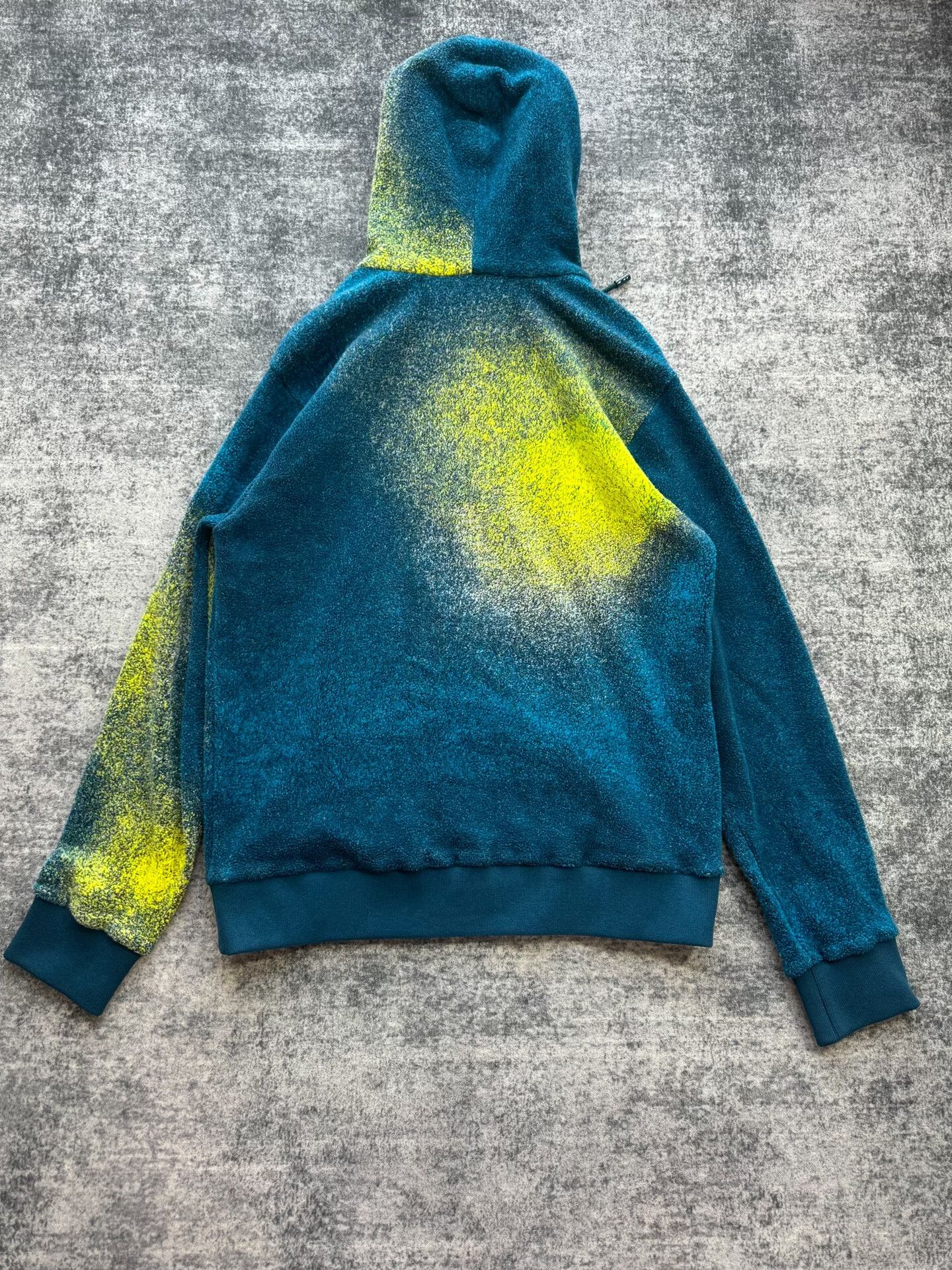 Louis Vuitton louis vuitton blue gradient fleece jacket Size US XL / EU 56 / 4 - 2 Thumbnail