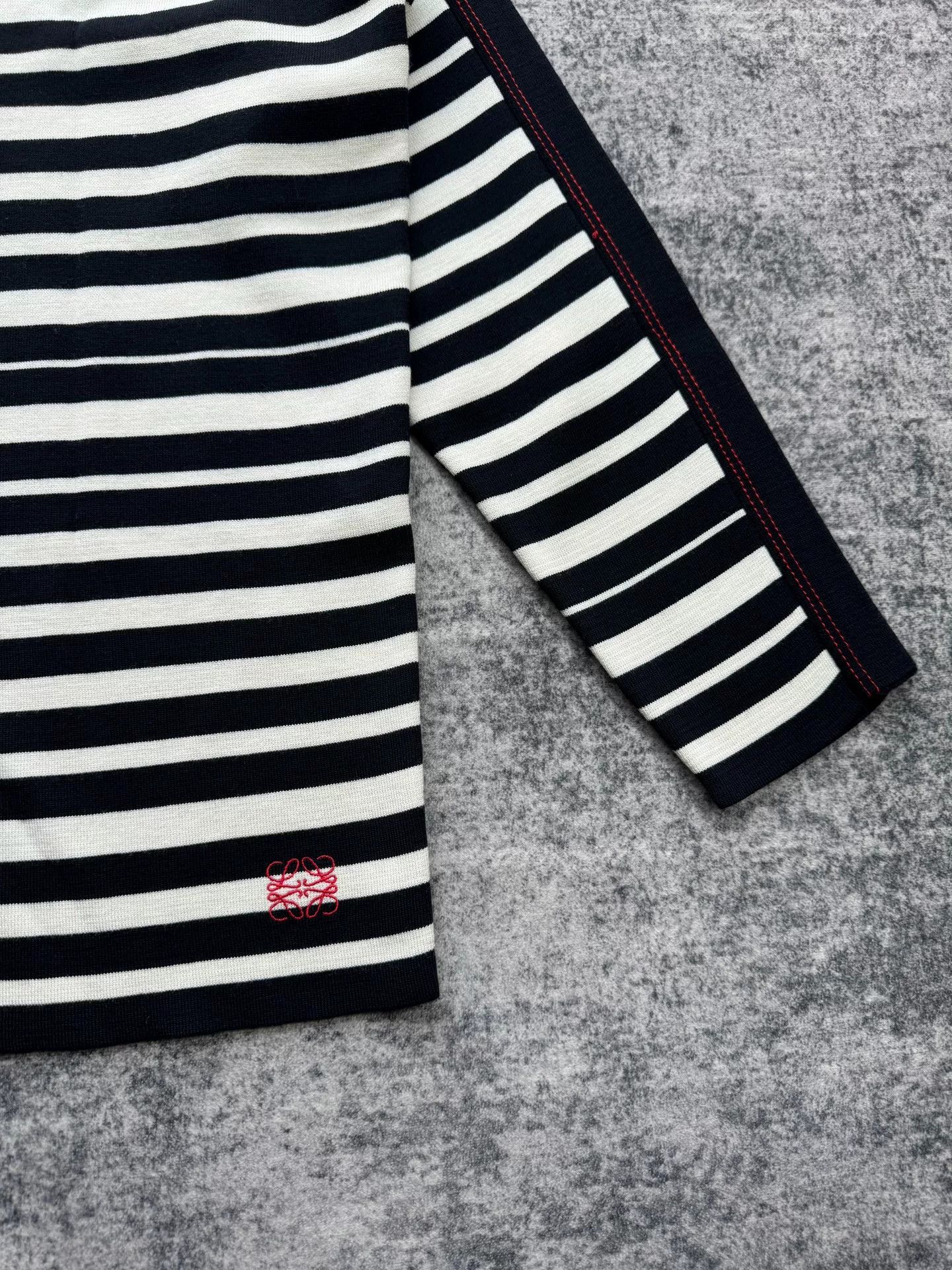 Loewe Loewe Striped Embroidered Logo Off-Shoulder Sweater Size M / US 6-8 / IT 42-44 - 3 Thumbnail