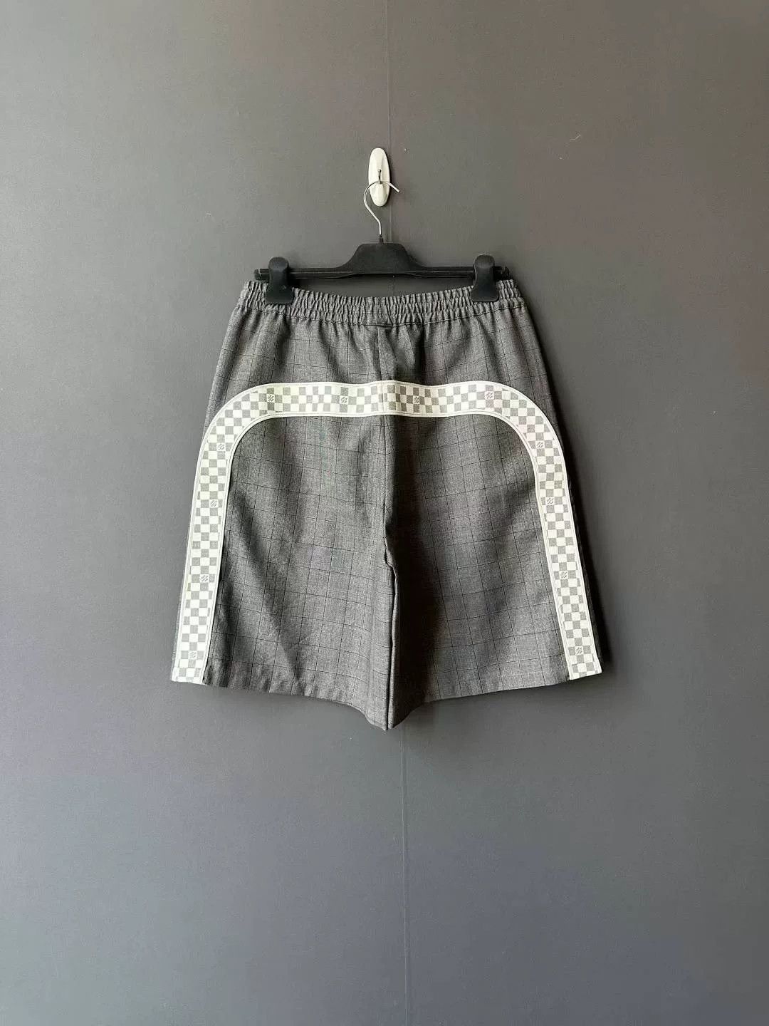 Louis Vuitton louis vuitton checkered casual shorts Size US 30 / EU 46 - 2 Thumbnail