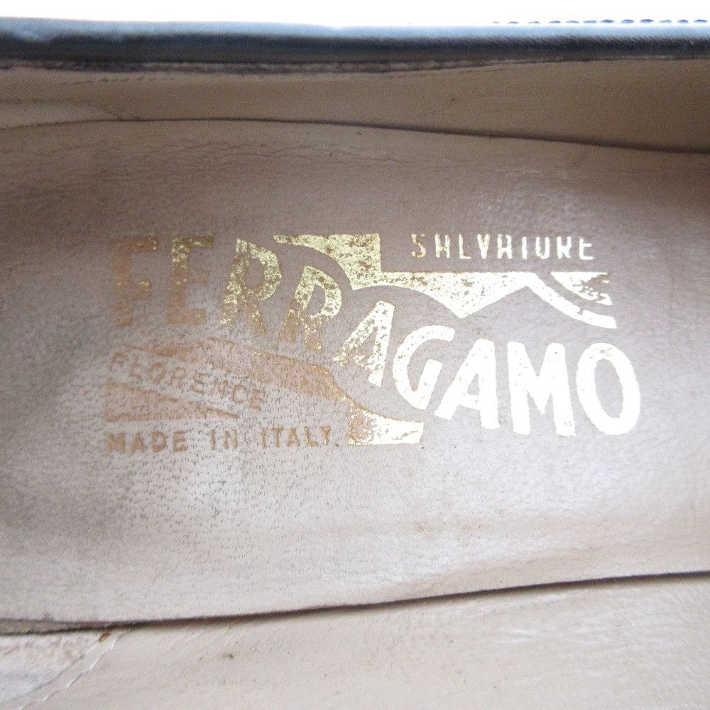 Salvatore Ferragamo Salvatore Ferragamo Salvatore Ferragamo Embossed Leather Pumps Leather Shoes DUTY FREE for USA Size ONE SIZE - 7 Thumbnail