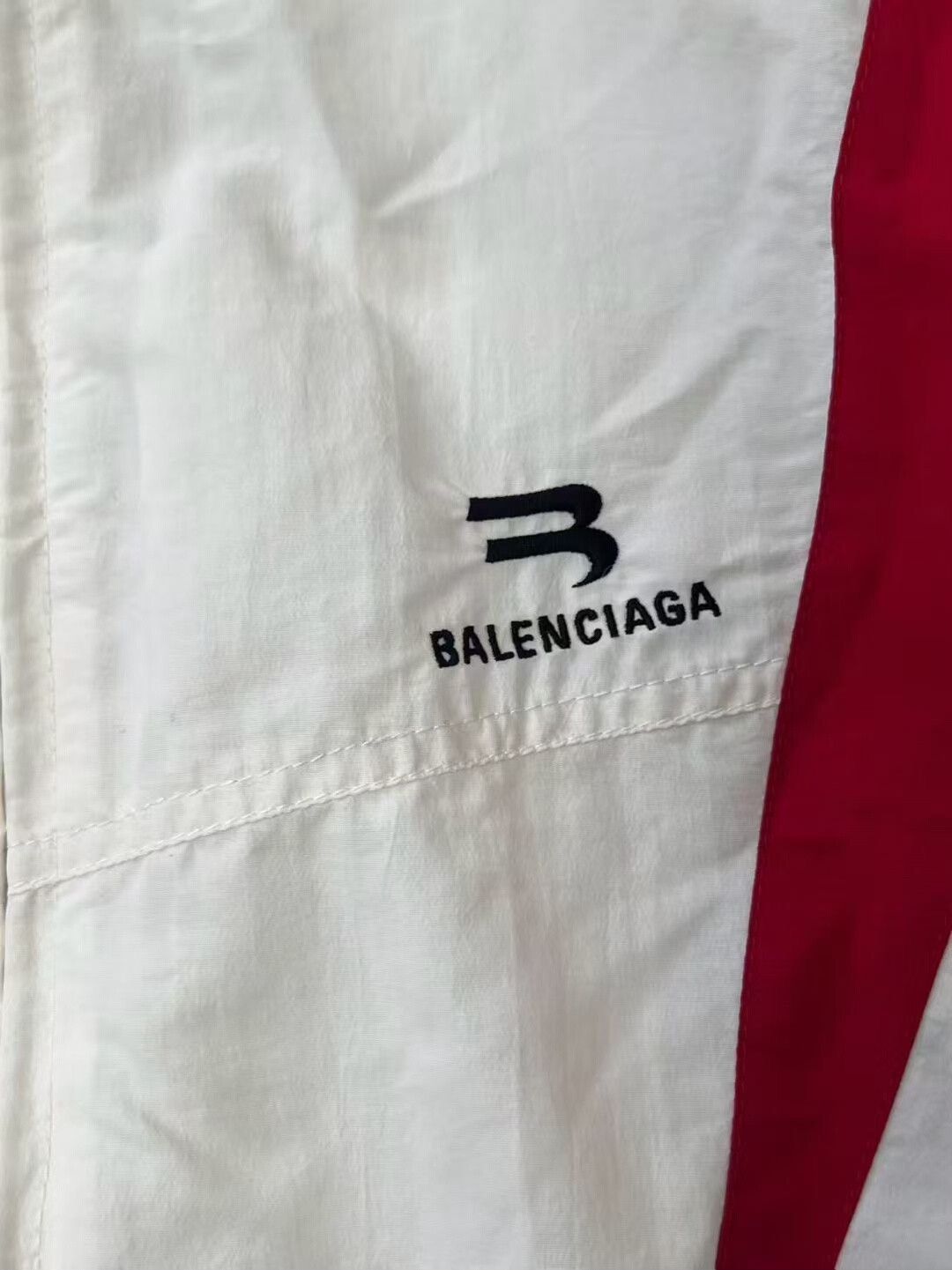 Balenciaga balenciaga white red striped zip jacket Size US S / EU 44-46 / 1 - 3 Thumbnail