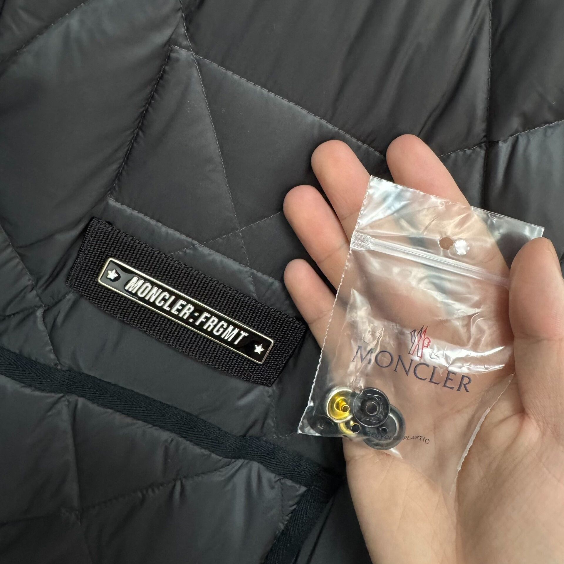 Moncler Genius moncler x fujiwara diamond quilted puffer jacket Size US S / EU 44-46 / 1 - 6 Thumbnail