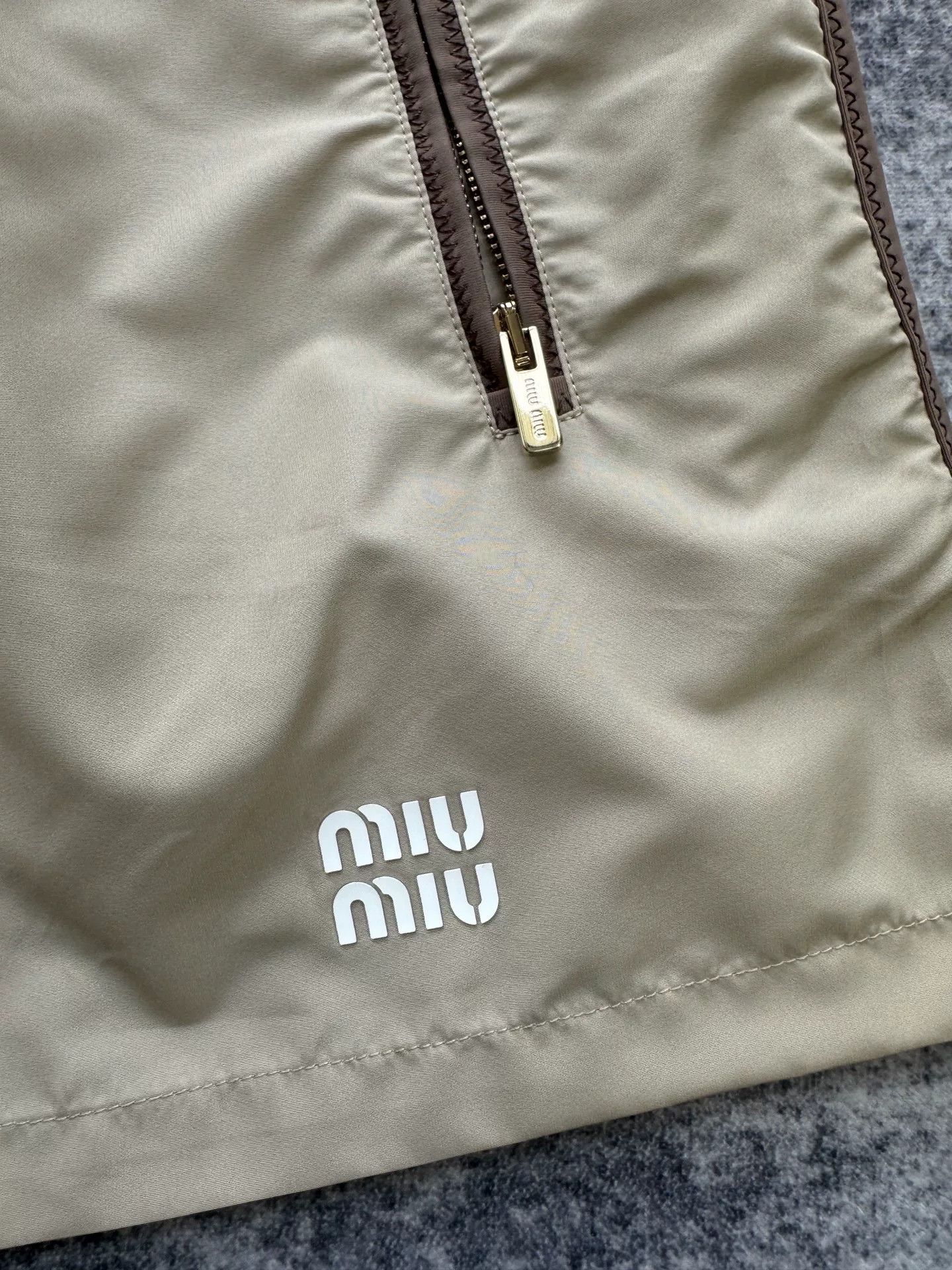 Miu Miu Miu Miu Khaki Nylon Half Skirt Size 38" / US 16 / IT 52 - 3 Thumbnail