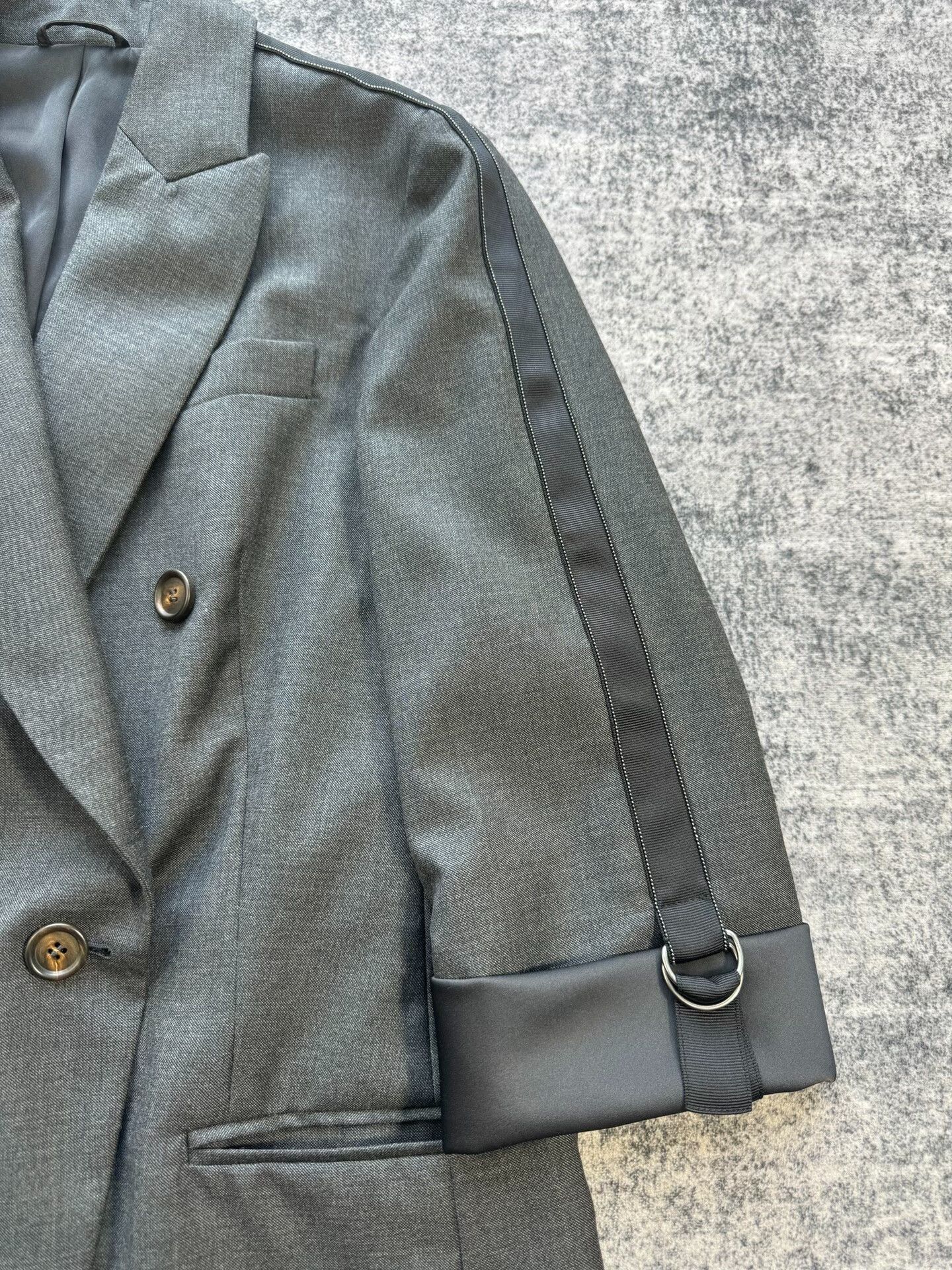 Brunello Cucinelli double-breasted wool jacket with beads Size US L / EU 52-54 / 3 - 4 Thumbnail