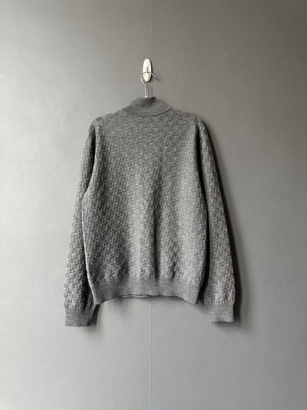 Louis Vuitton louis vuitton gray knit zip jacket Size US S / EU 44-46 / 1 - 2 Thumbnail