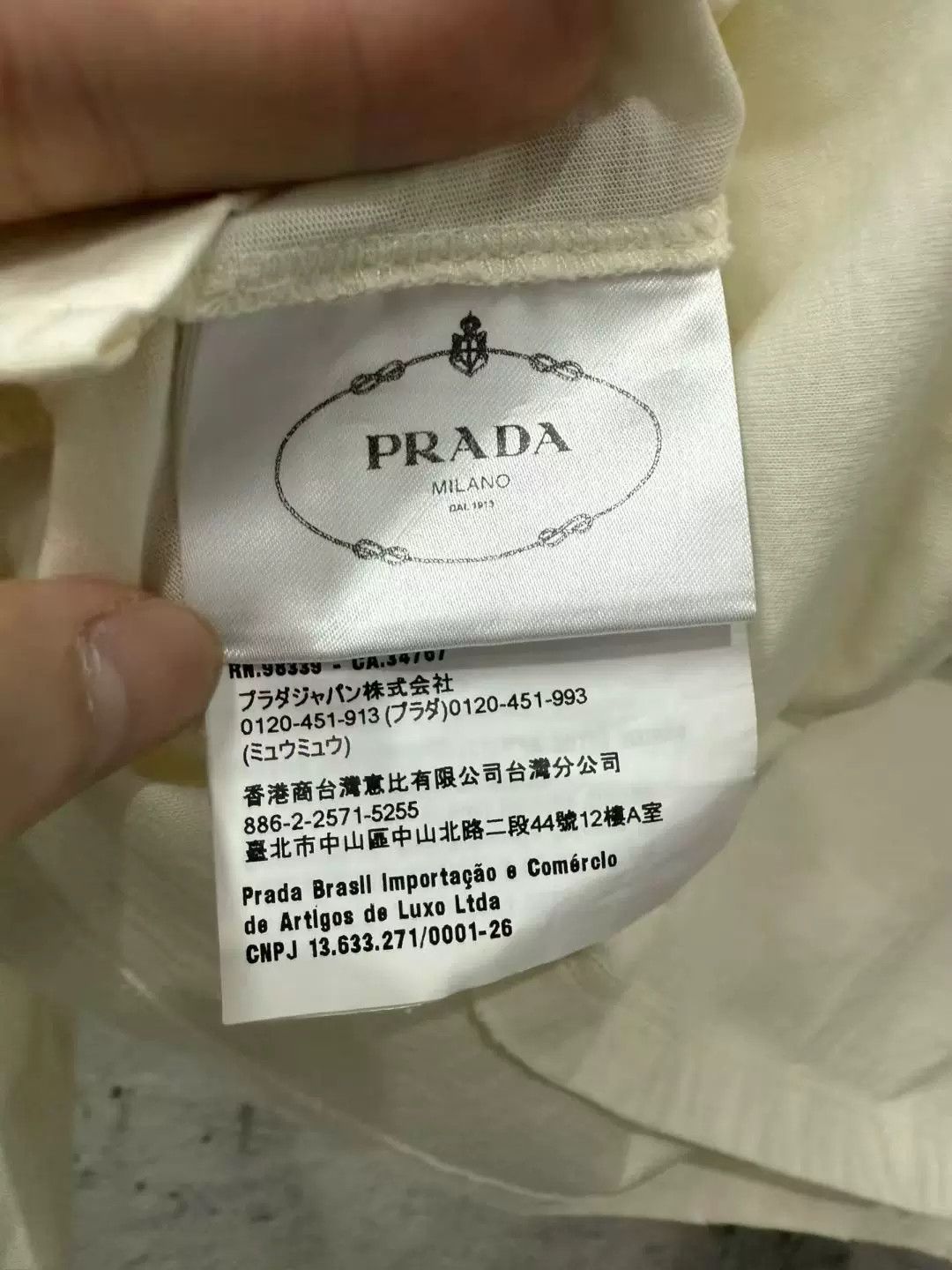 Prada Prada Long Sleeve Top in Cream Color Size L / US 10 / IT 46 - 4 Thumbnail