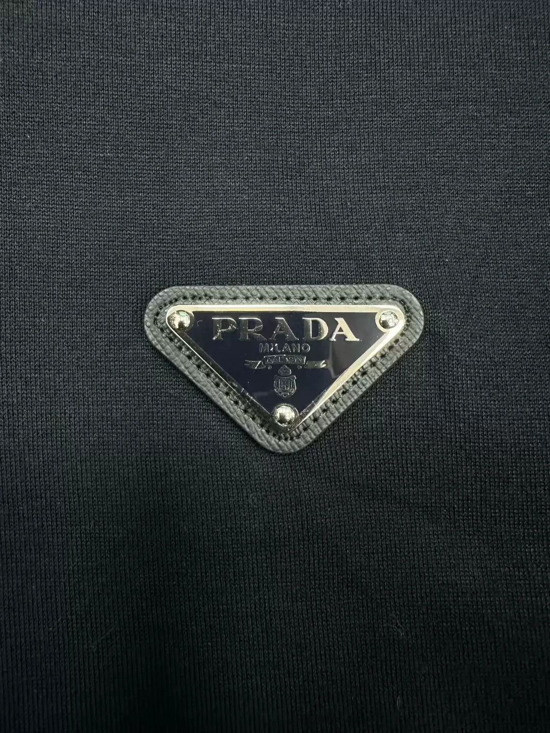 Prada prada black triangle logo sweatshirt Size US XXL / EU 58 / 5 - 2 Thumbnail