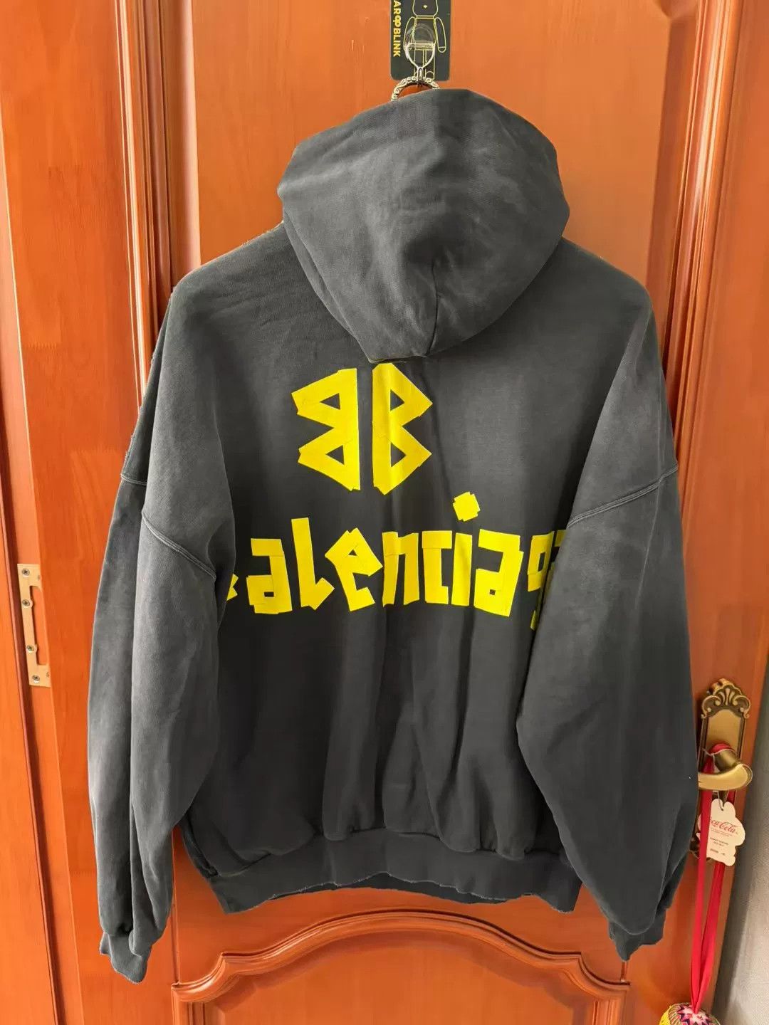 Balenciaga balenciaga black distressed tape hoodie Size US S / EU 44-46 / 1 - 2 Thumbnail
