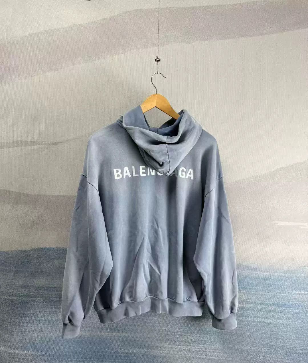 Balenciaga balenciaga vintage gray hoodie with embroidery Size US S / EU 44-46 / 1 - 3 Thumbnail