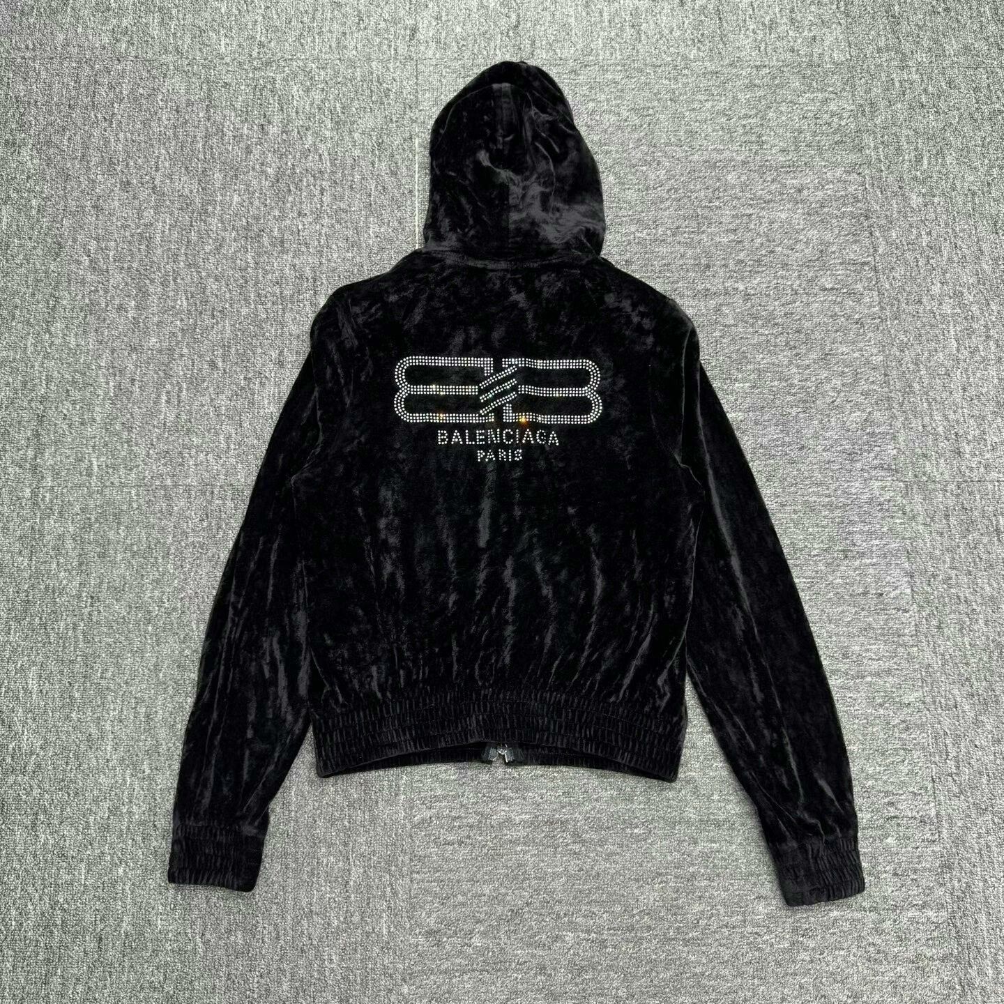 Balenciaga balenciaga velour hooded sweatshirt with rhinestones Size S / US 4 / IT 40 - 3 Thumbnail