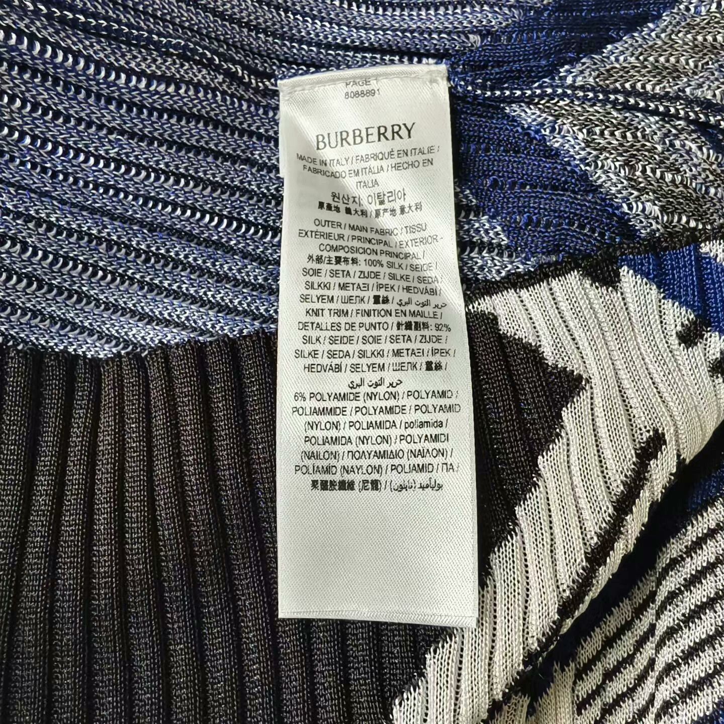 Burberry burberry color block long sleeve v-neck top Size M / US 6-8 / IT 42-44 - 4 Thumbnail