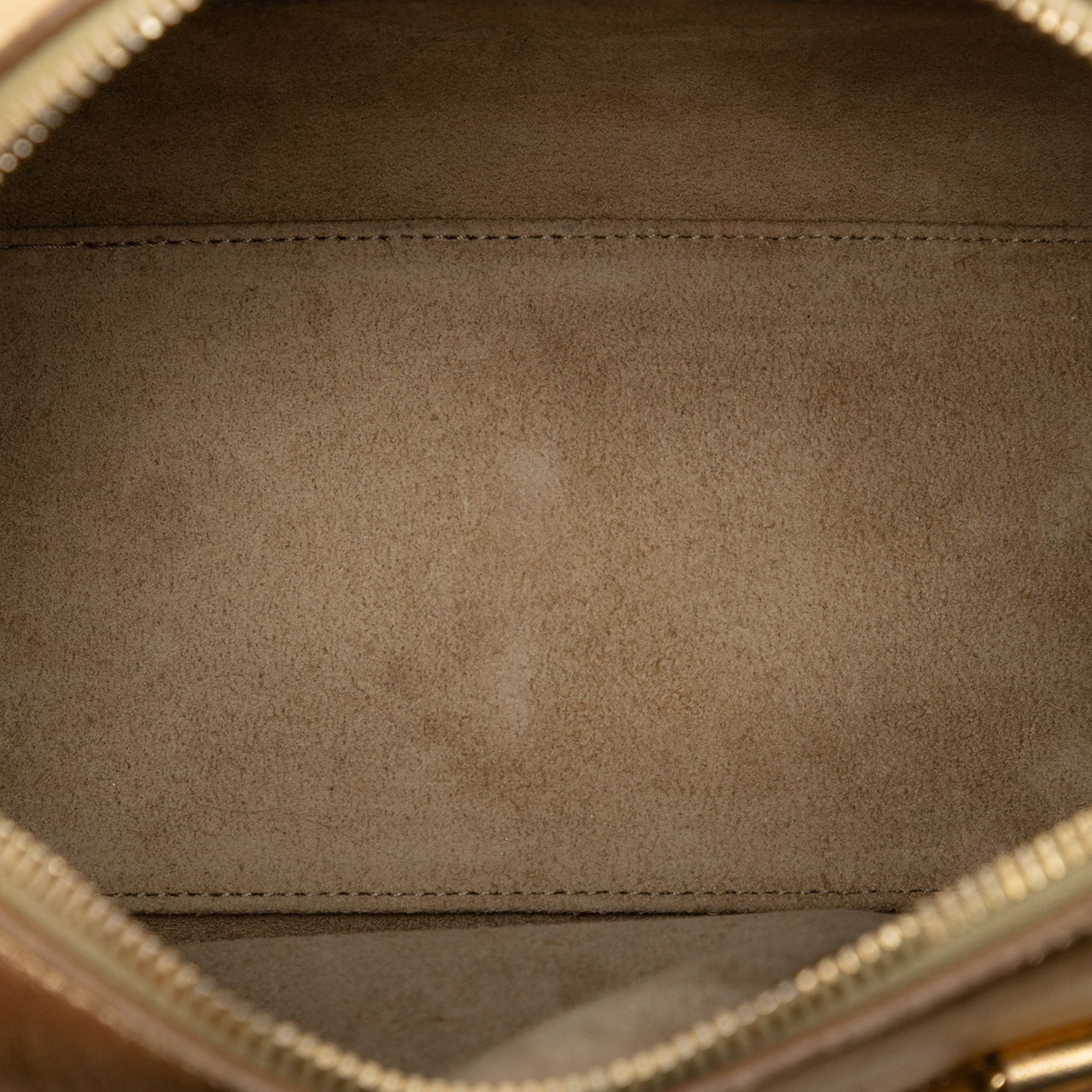 Yves Saint Laurent Yves Saint Laurent Baby Metallic Leather Classic Duffle Satchel Size ONE SIZE - 4 Thumbnail