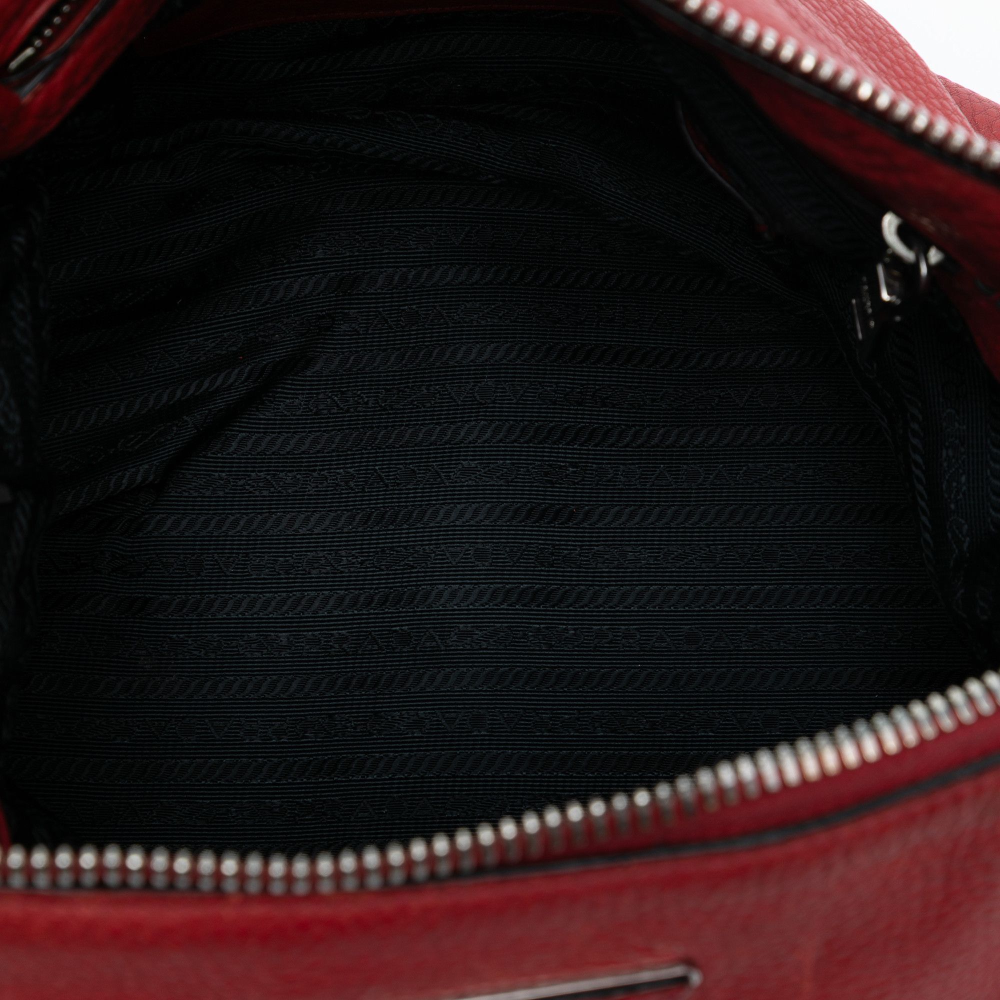 Prada Prada Vitello Daino Shoulder Bag Size ONE SIZE - 4 Thumbnail