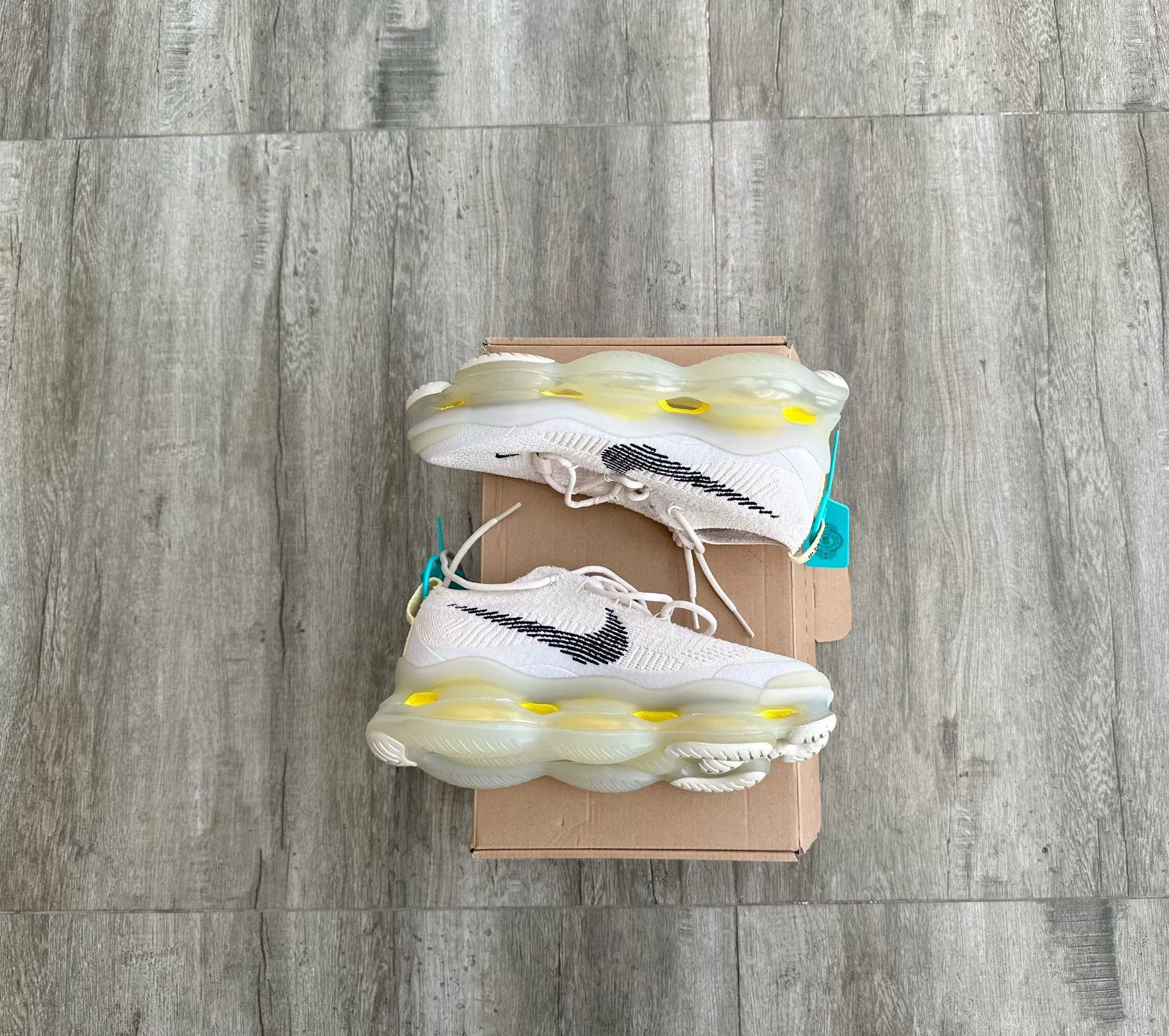 Nike nike air max scorpion fk lemon wash shoes Size US 8.5 / EU 41-42 - 4 Thumbnail