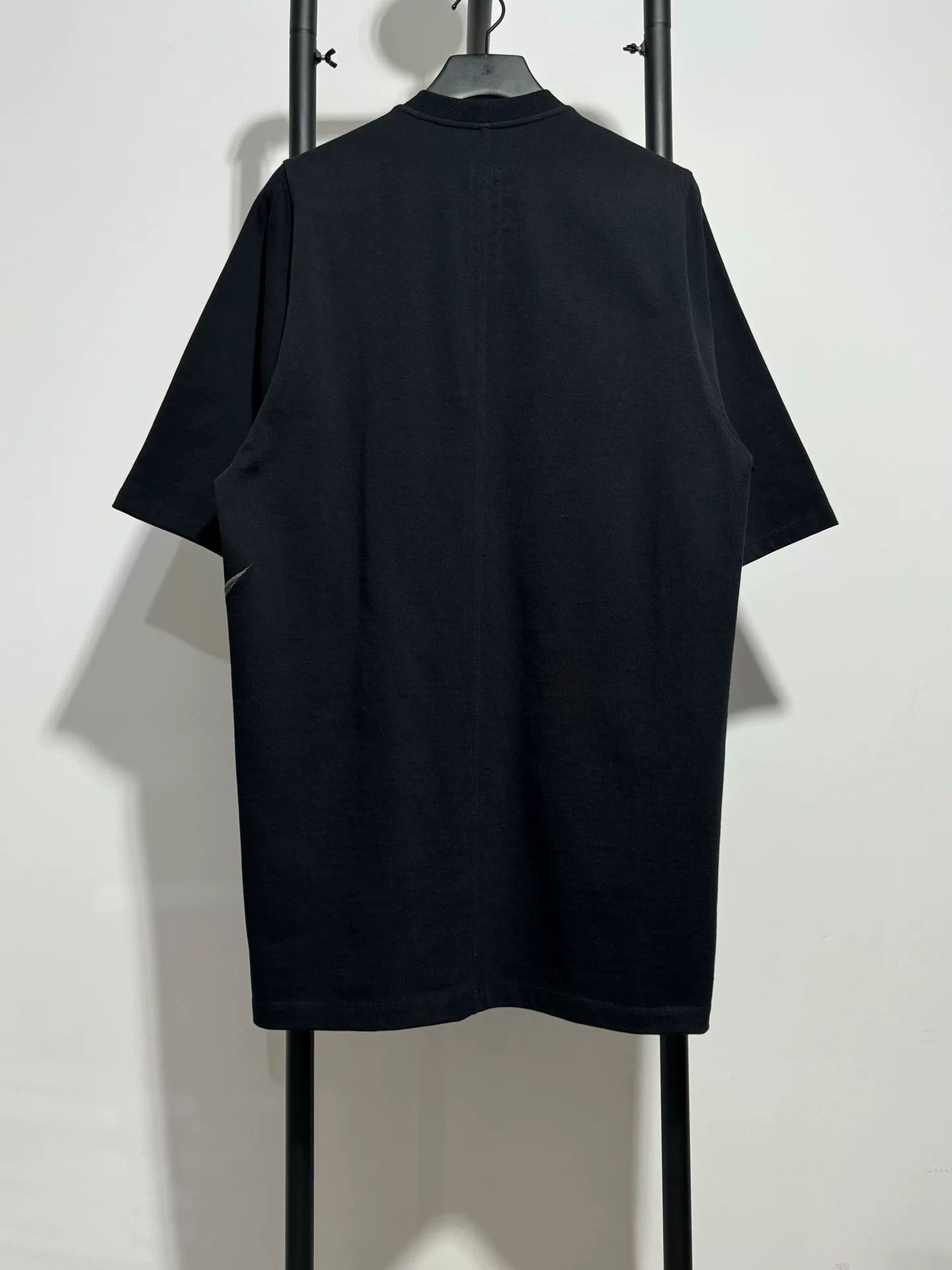 Rick Owens rick owens geometric embroidery short sleeve t-shirt Size US S / EU 44-46 / 1 - 2 Thumbnail