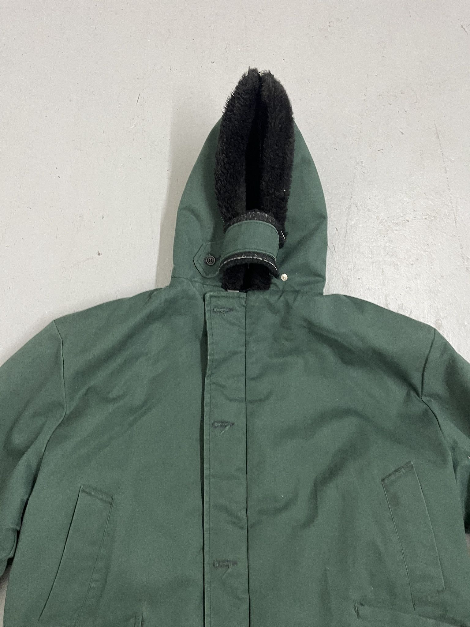 Carhartt × Vintage Vintage 1980s Green Civilian B-9 Parka Size XL Size US XL / EU 56 / 4 - 2 Thumbnail