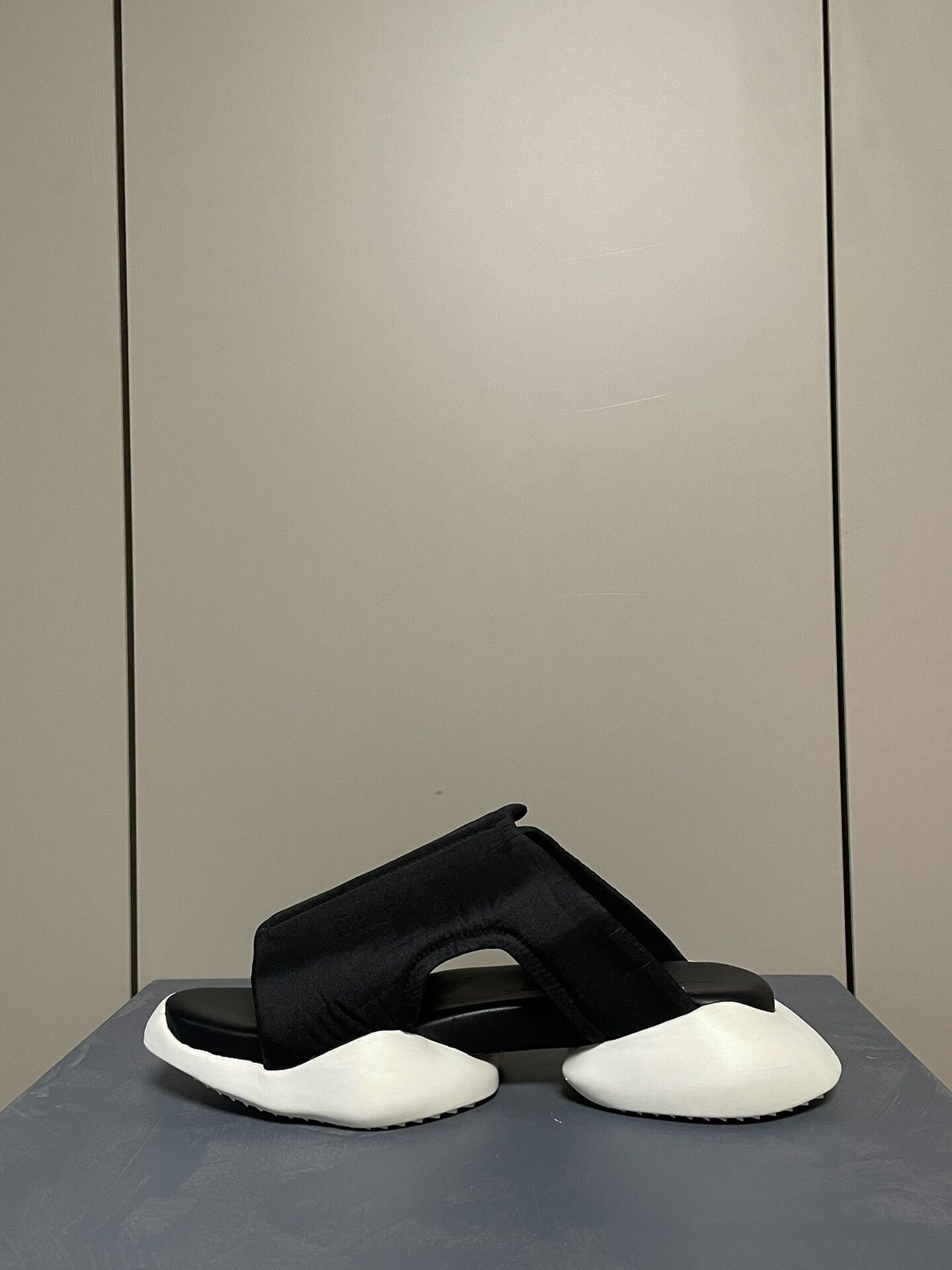 Rick Owens rick owens adidas tank mule sandals Size US 10.5 / EU 43-44 - 4 Thumbnail