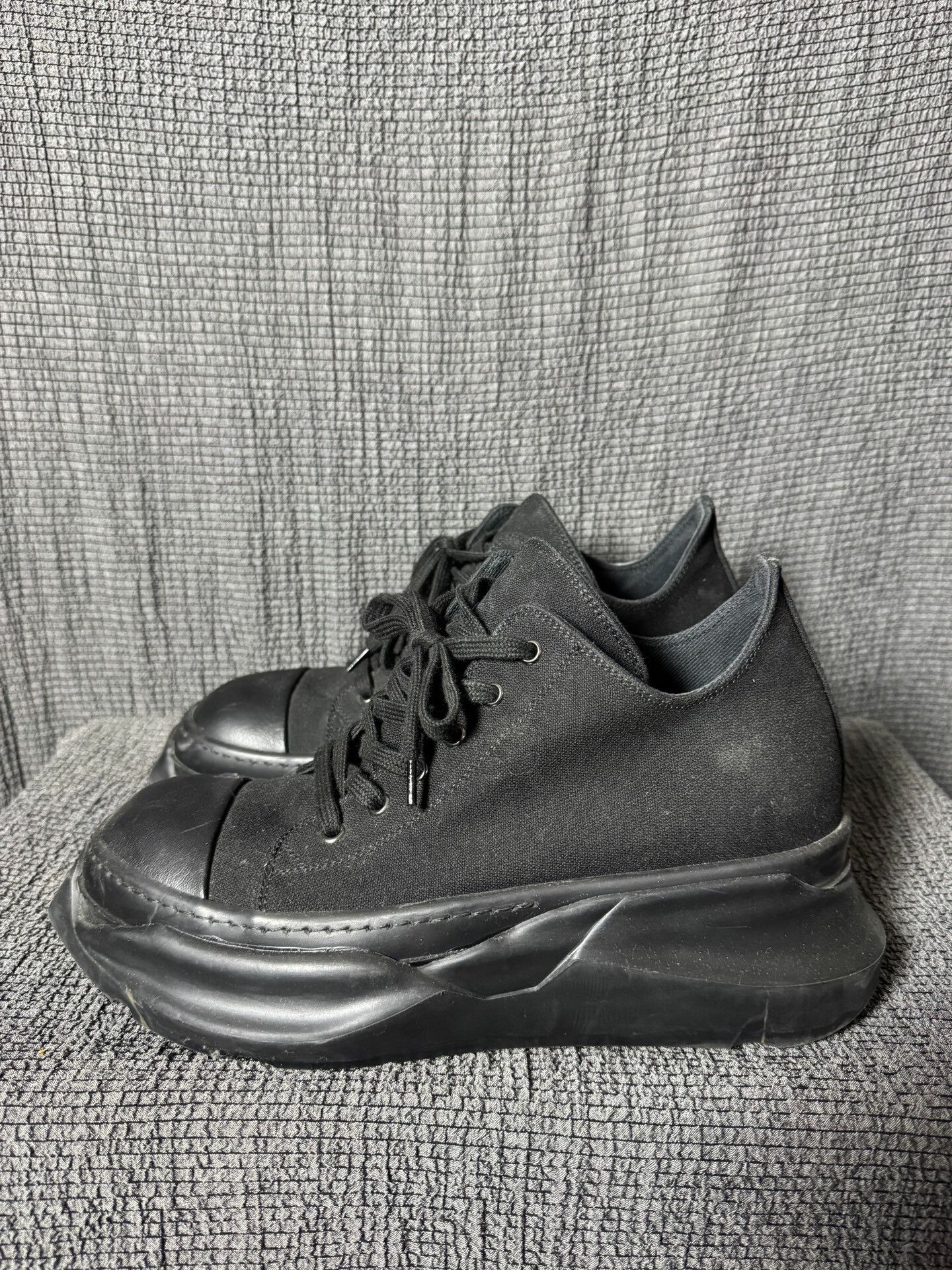 Rick Owens Rick Owens Black Tank Bottom Low Sneakers Size US 8 / EU 41 - 3 Thumbnail