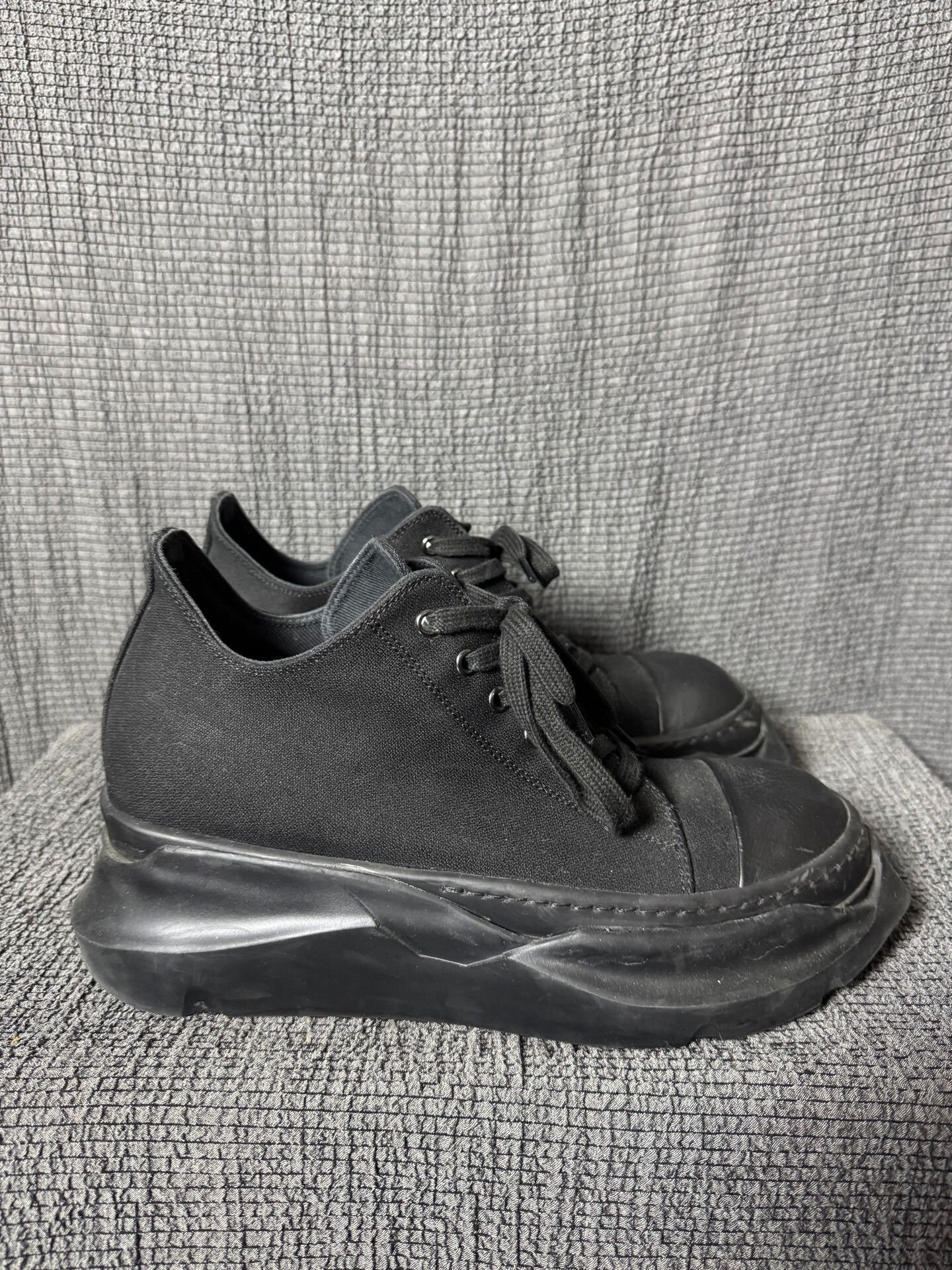 Rick Owens Rick Owens Black Tank Bottom Low Sneakers Size US 8 / EU 41 - 4 Thumbnail