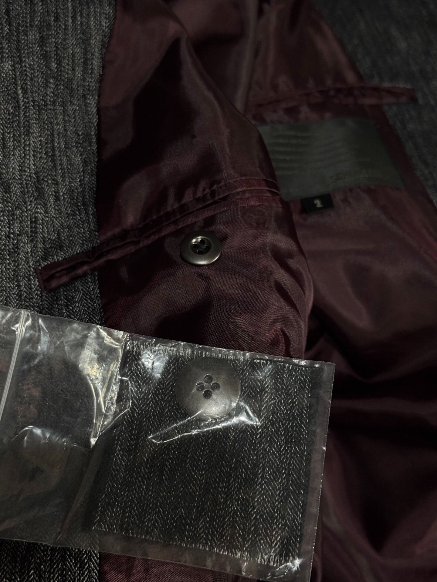 Schlussel vintage silk blend textured blazer with burgundy lining Size US M / EU 48-50 / 2 - 5 Thumbnail