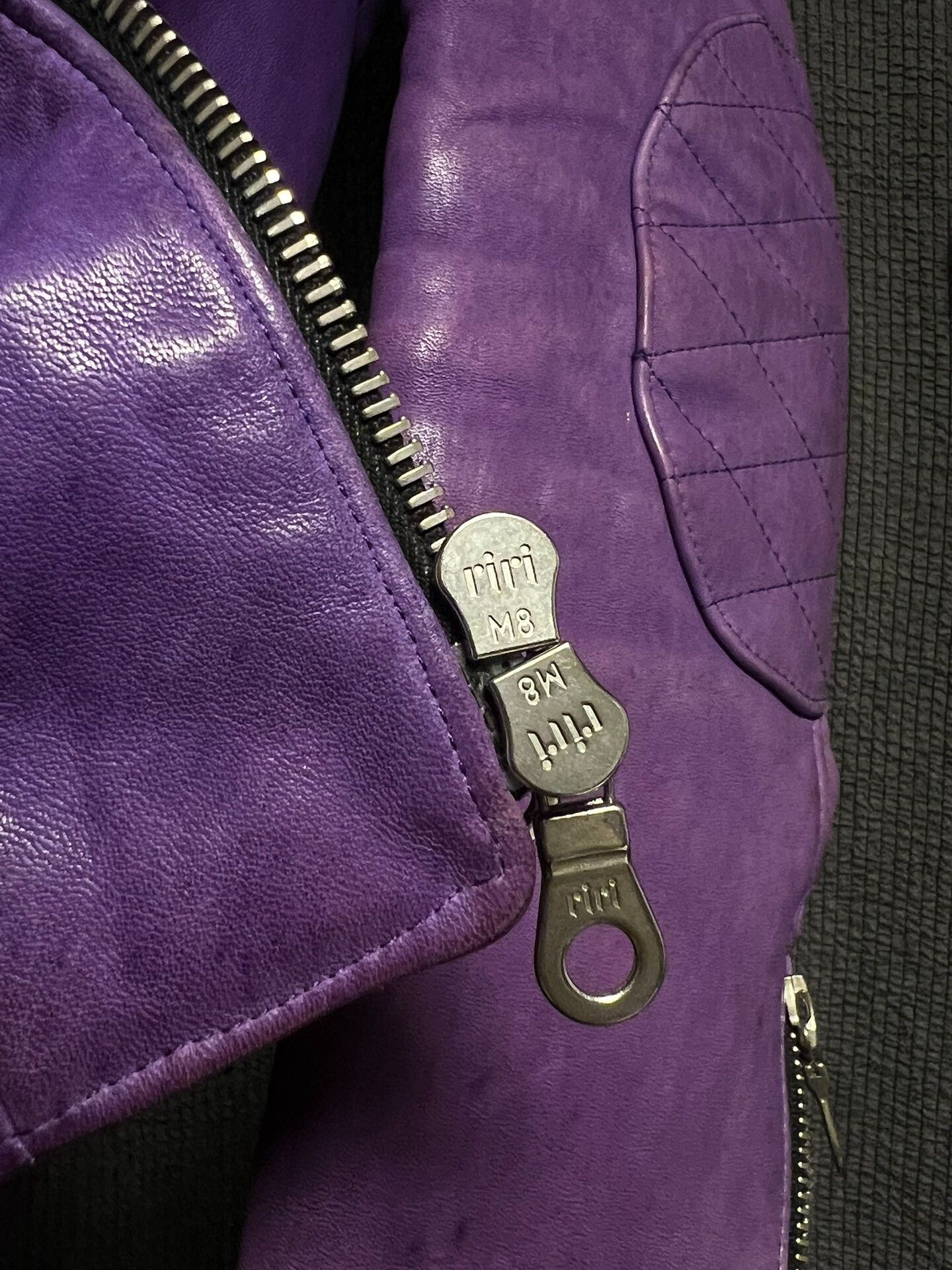 Backbone purple vintage leather motorcycle jacket Size US L / EU 52-54 / 3 - 7 Thumbnail