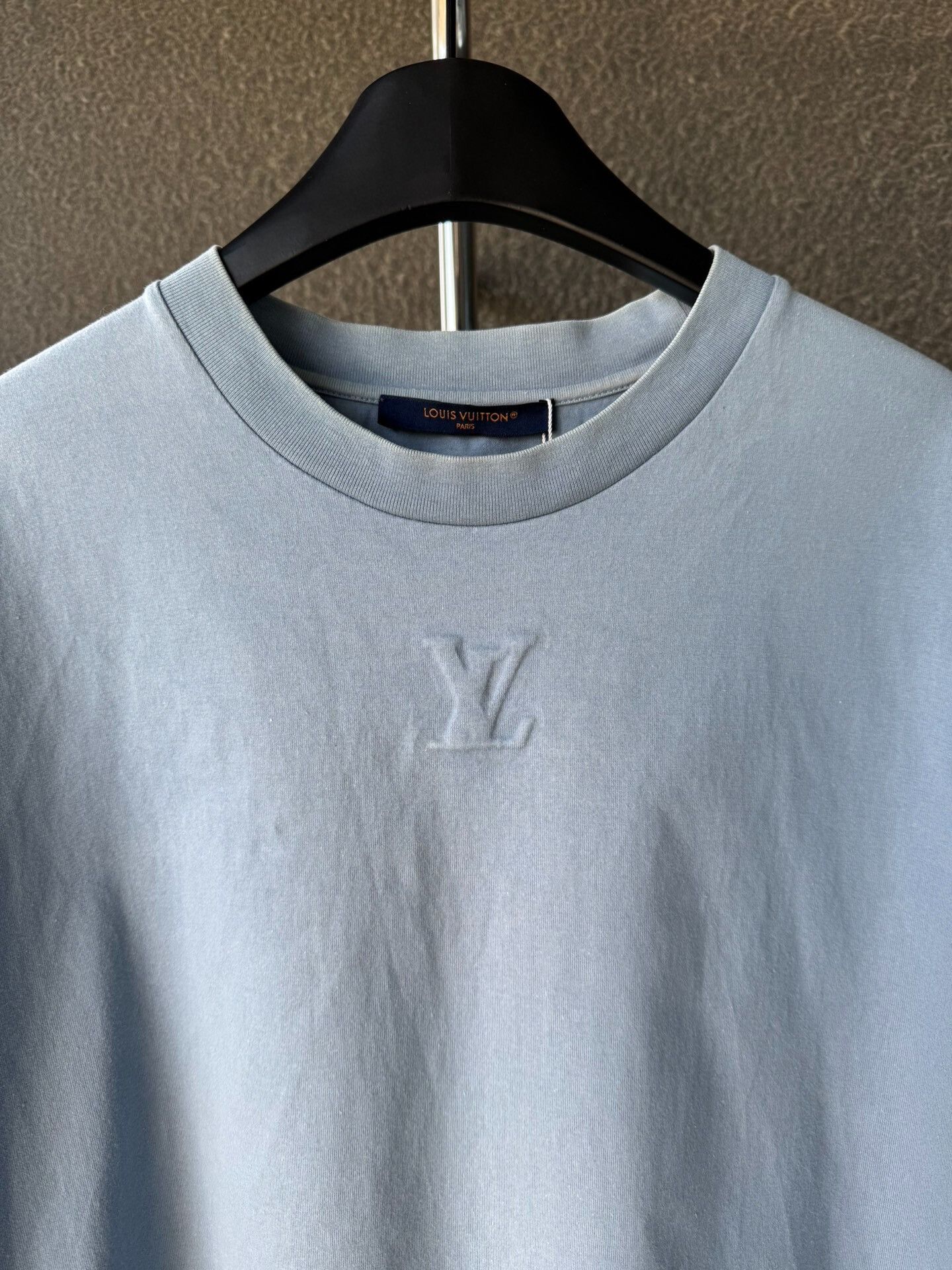 Louis Vuitton louis vuitton logo short sleeve shirt Size US XL / EU 56 / 4 - 3 Thumbnail