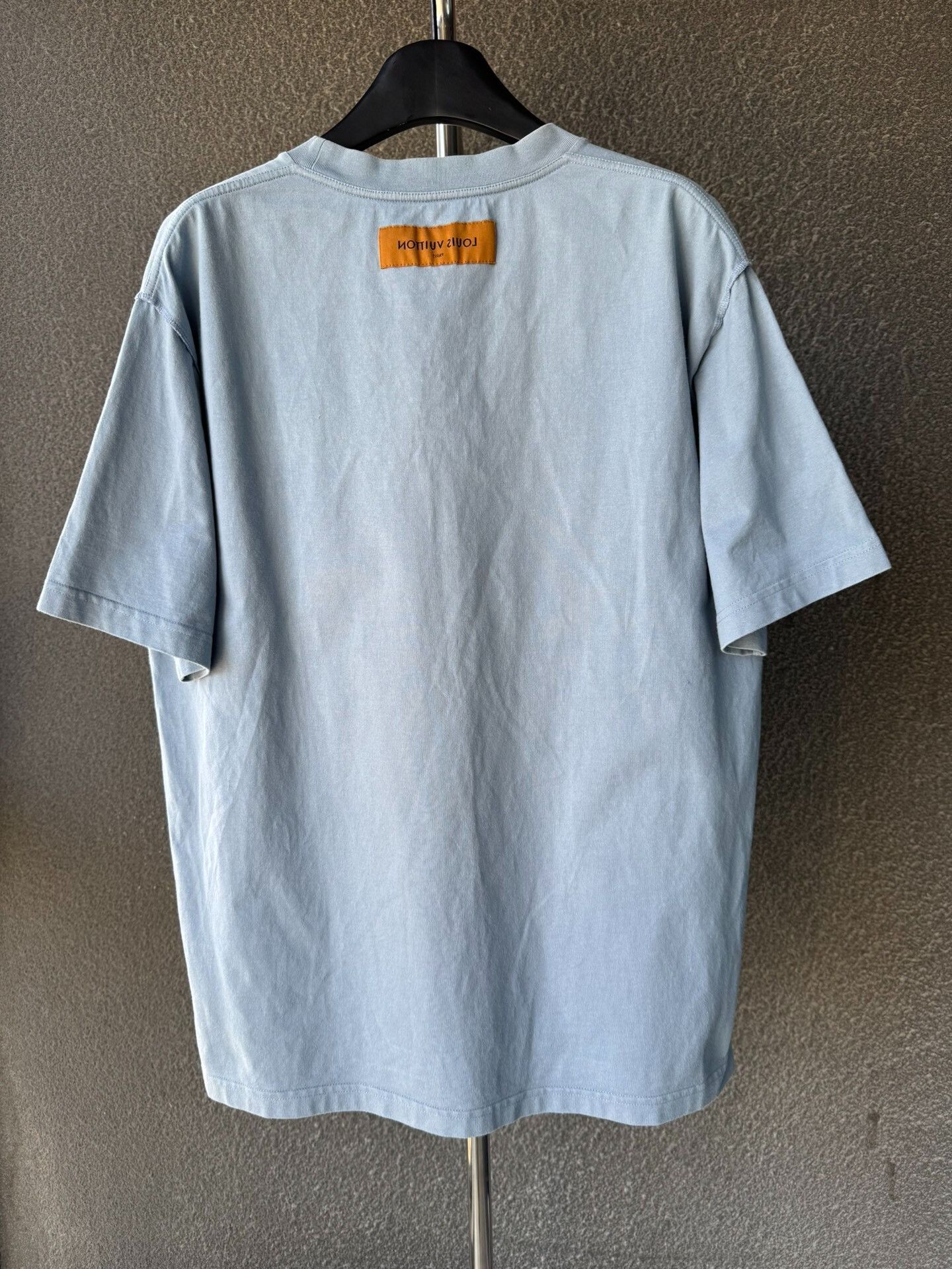 Louis Vuitton louis vuitton logo short sleeve shirt Size US XL / EU 56 / 4 - 2 Thumbnail