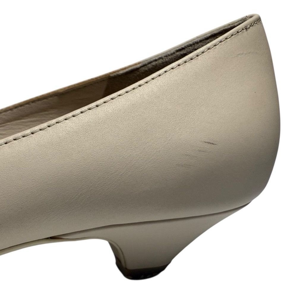 Salvatore Ferragamo Salvatore Ferragamo Salvatore Ferragamo Leather Low Heel Pumps Leather Shoes DUTY FREE for USA Size ONE SIZE - 11 Thumbnail