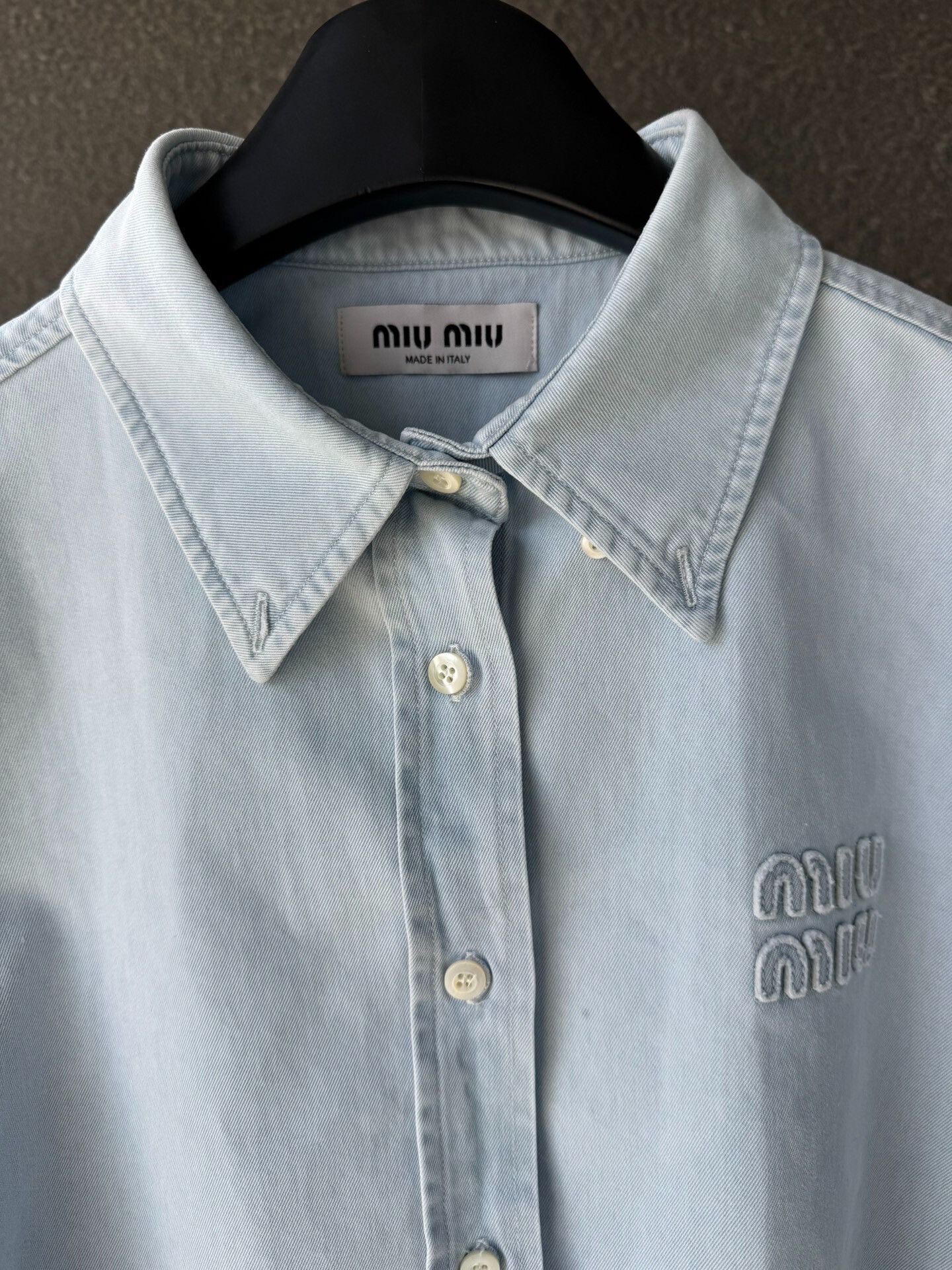 Miu Miu miu miu cropped denim button-up shirt Size M / US 6-8 / IT 42-44 - 3 Thumbnail