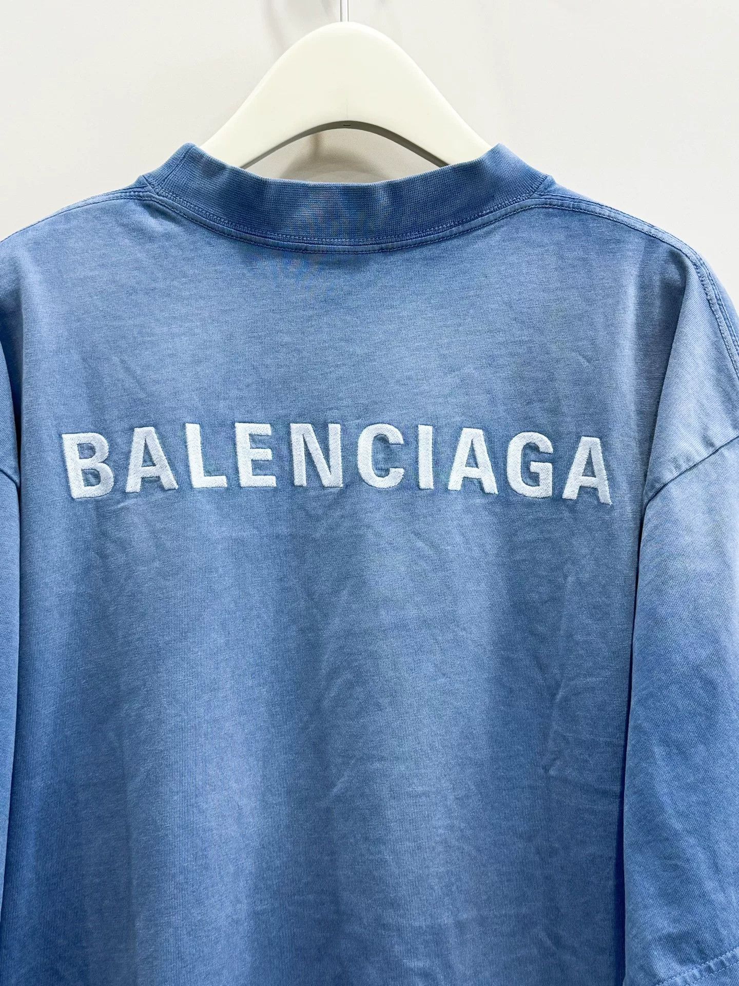 Balenciaga Balenciaga Gradient Logo Short Sleeve T-Shirt Size S / US 4 / IT 40 - 5 Thumbnail