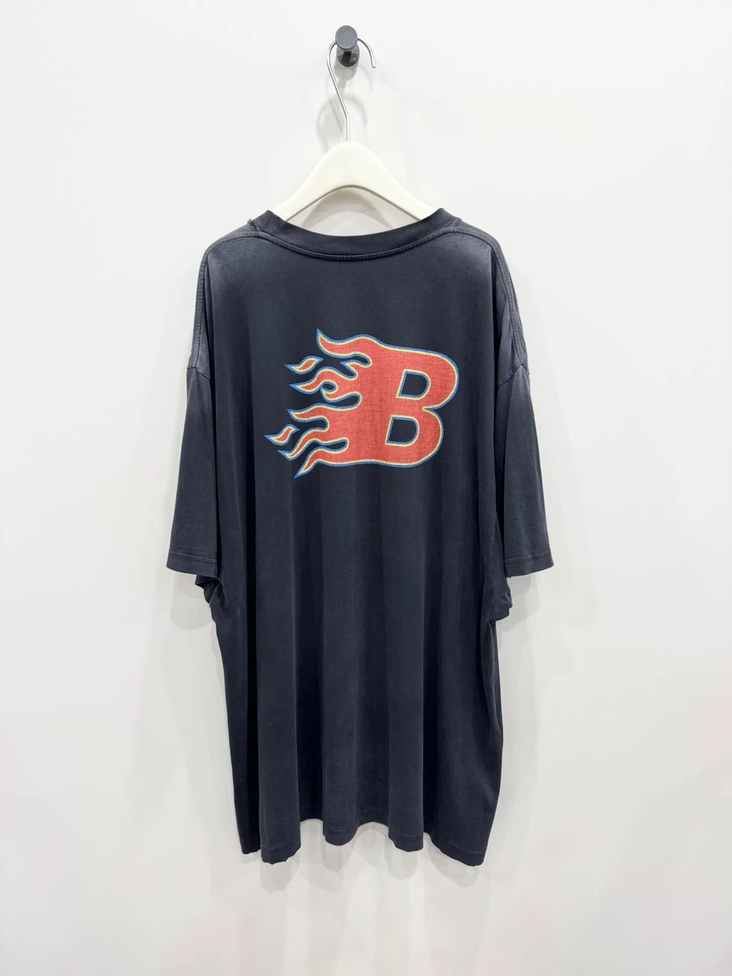 Balenciaga Balenciaga Vintage Flame Print T-Shirt Size S Size US S / EU 44-46 / 1 - 2 Thumbnail