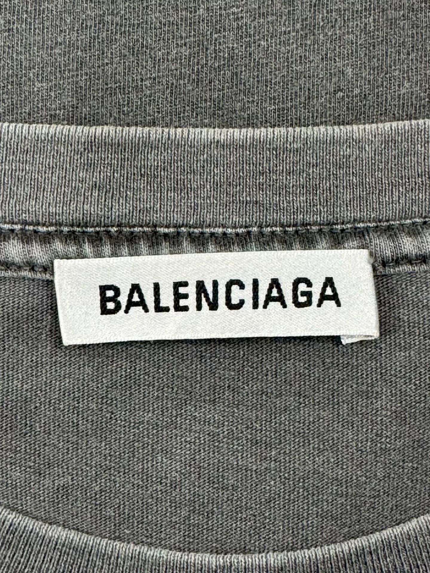 Balenciaga Balenciaga Small Logo Wash Tee Size M Size US M / EU 48-50 / 2 - 7 Thumbnail