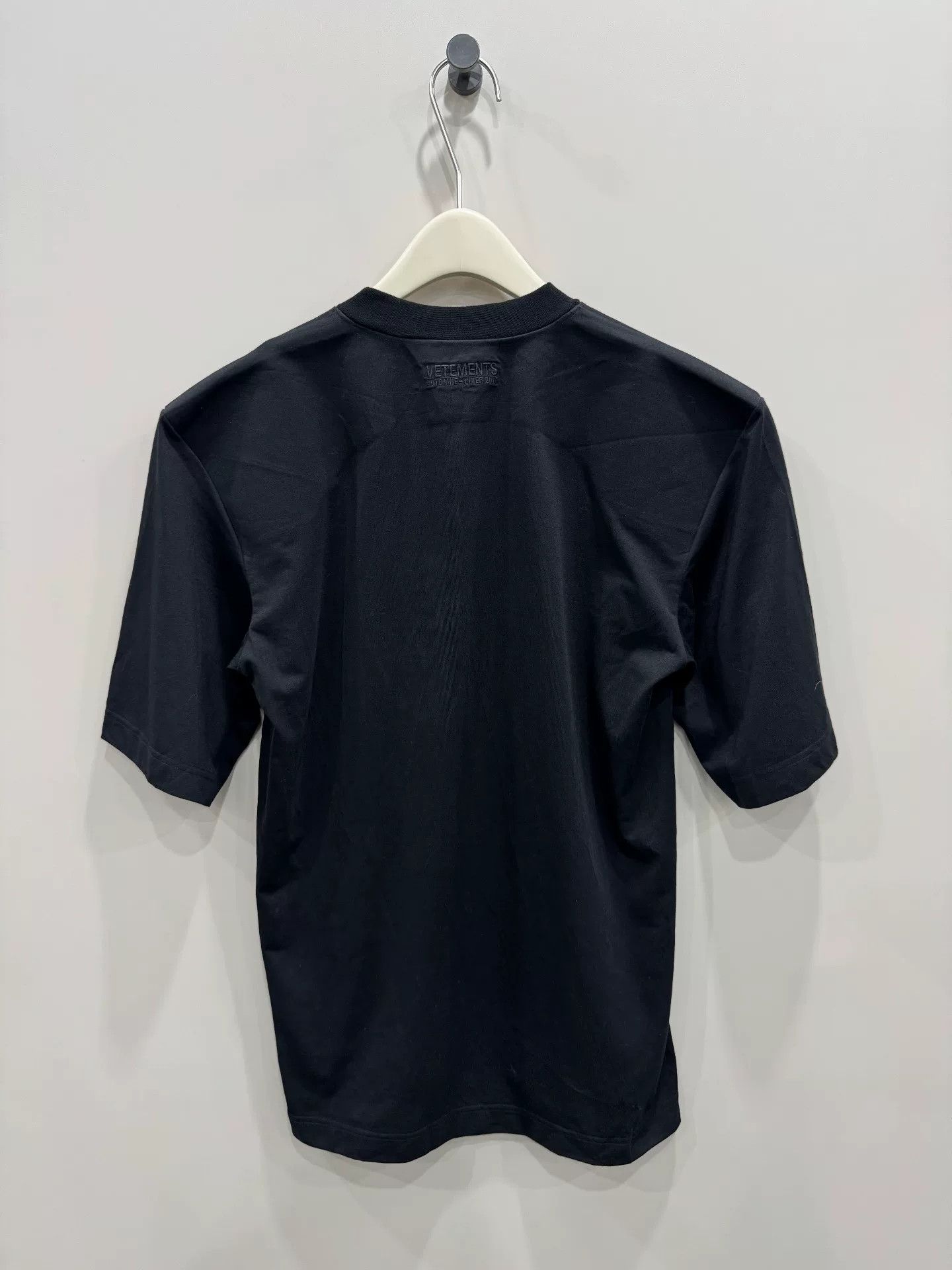 Vetements Vetements Short Sleeve Graphic Tee Size XS Size XS / US 0-2 / IT 36-38 - 2 Thumbnail