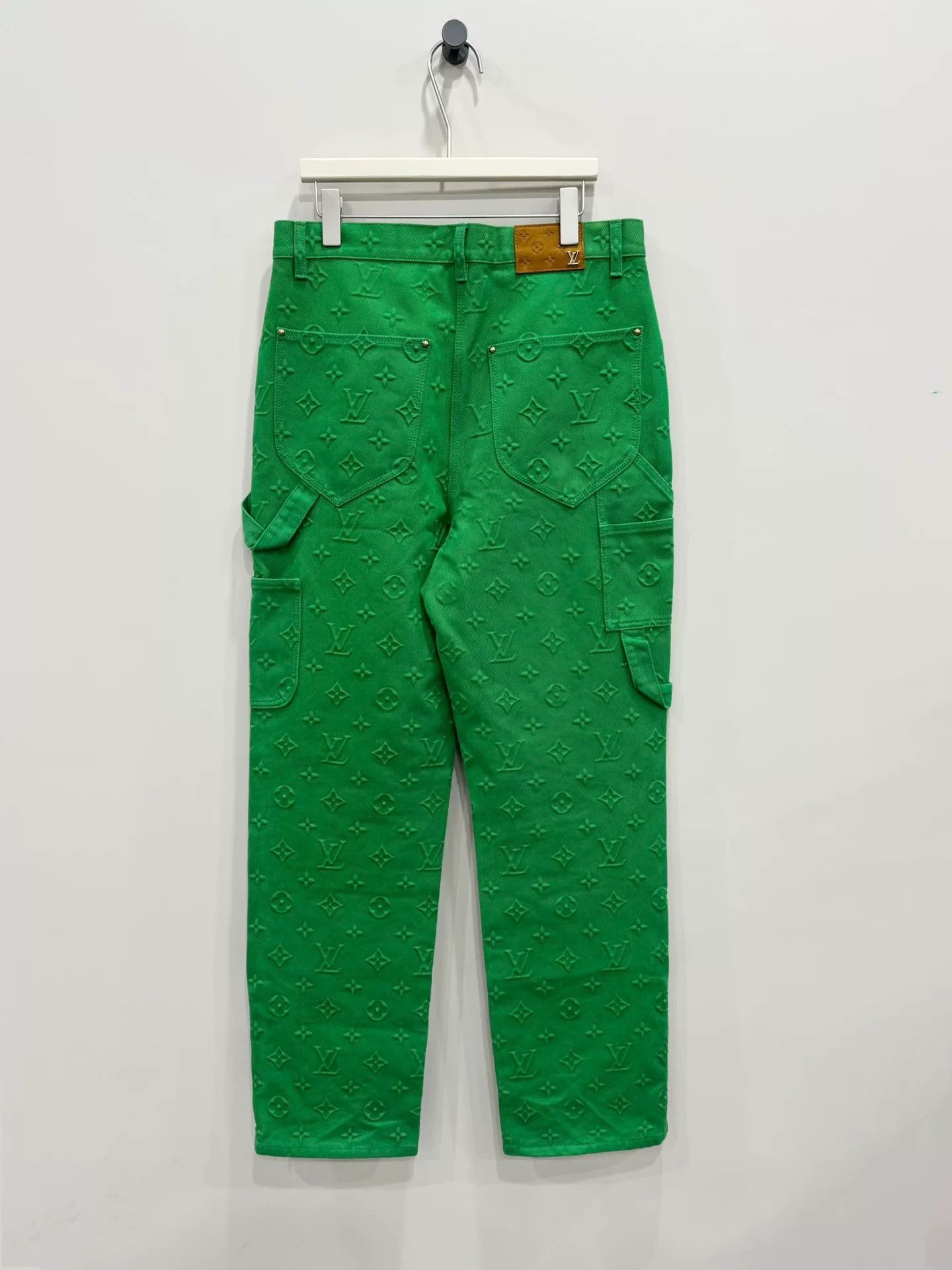 Louis Vuitton louis vuitton green carpenter pants size 32 Size US 32 / EU 48 - 2 Thumbnail