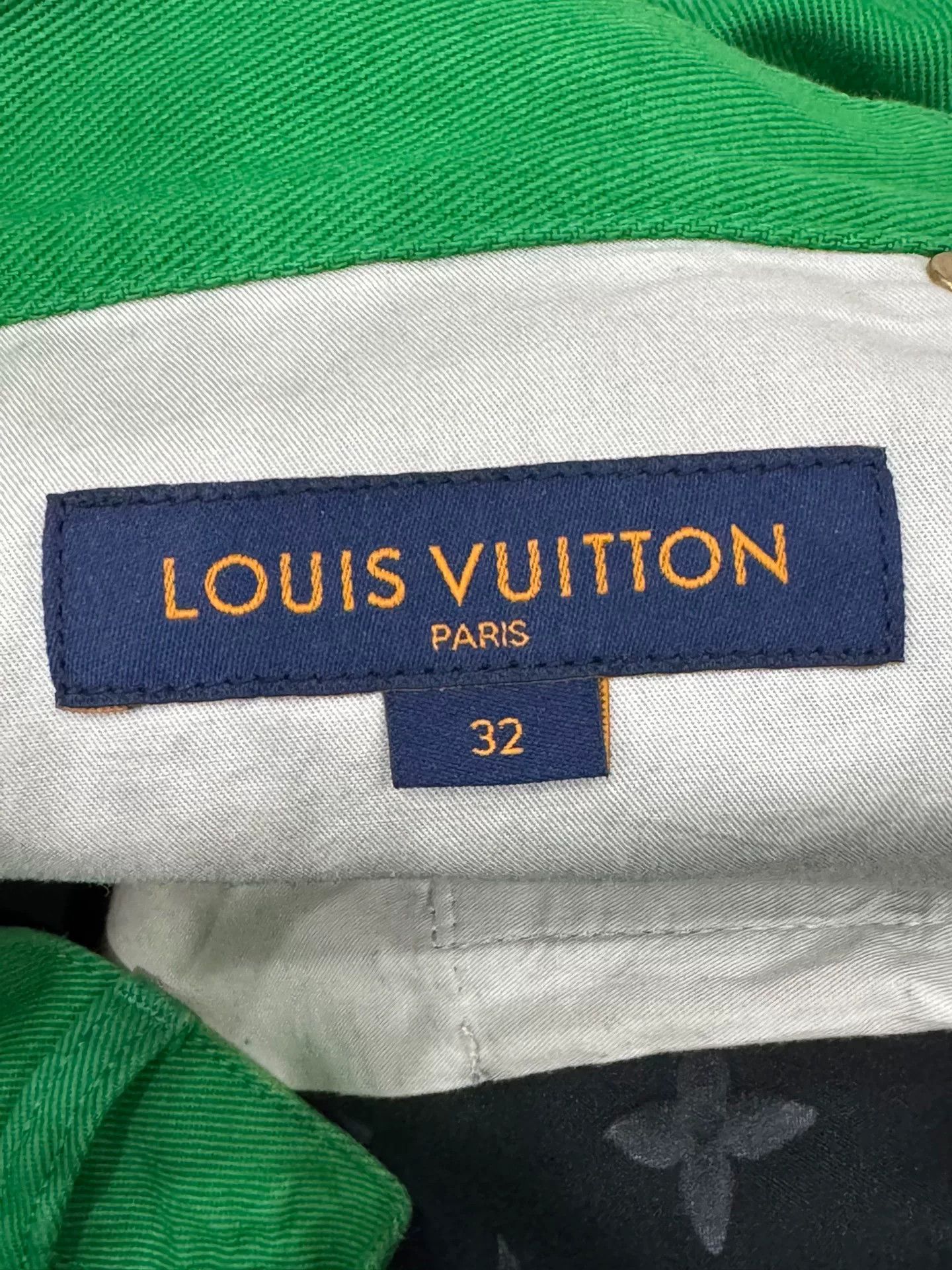 Louis Vuitton louis vuitton green carpenter pants size 32 Size US 32 / EU 48 - 7 Thumbnail
