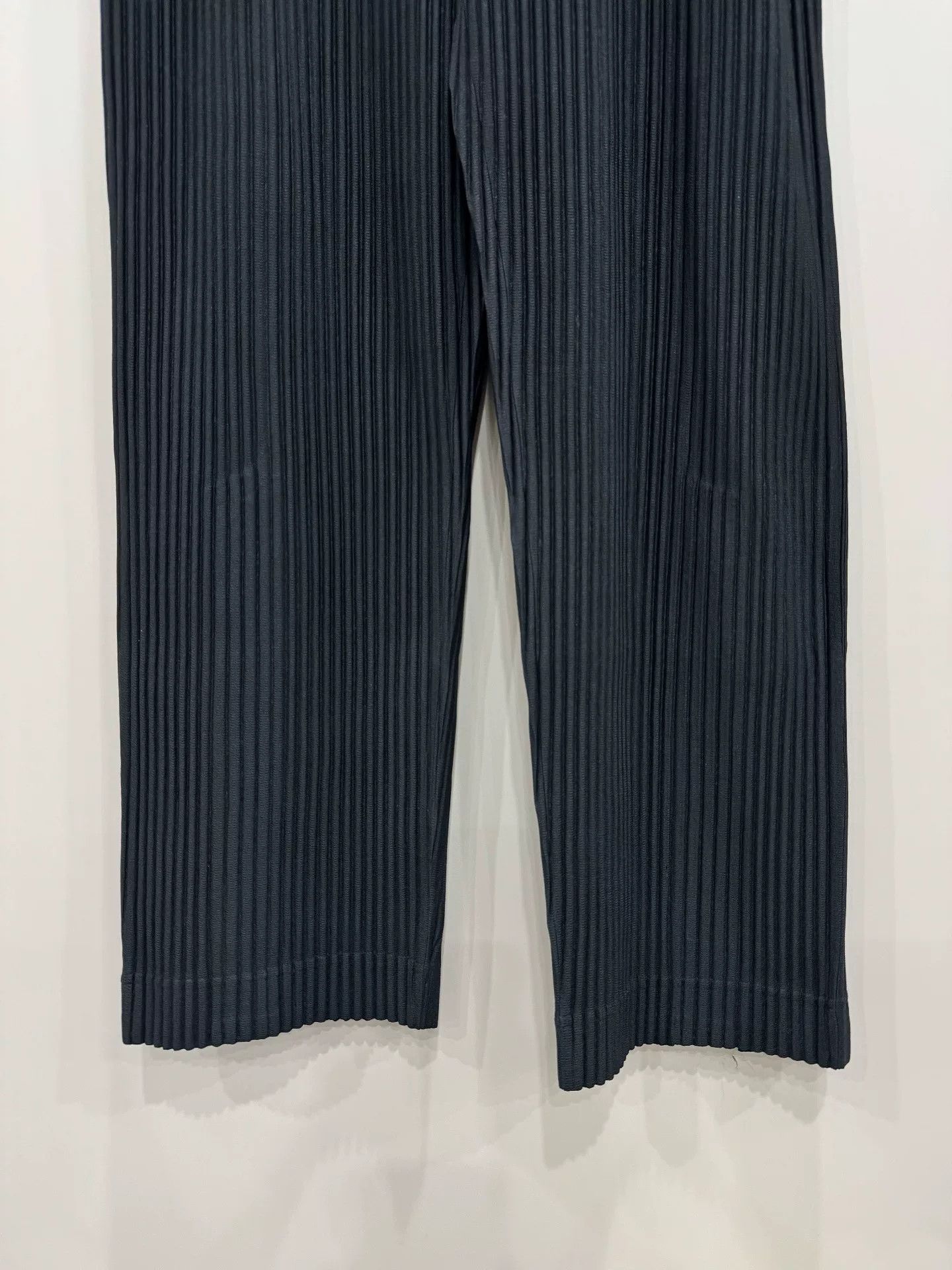 Issey Miyake Issey Miyake Pleated Long Pants Size 2 Size 23" - 4 Thumbnail