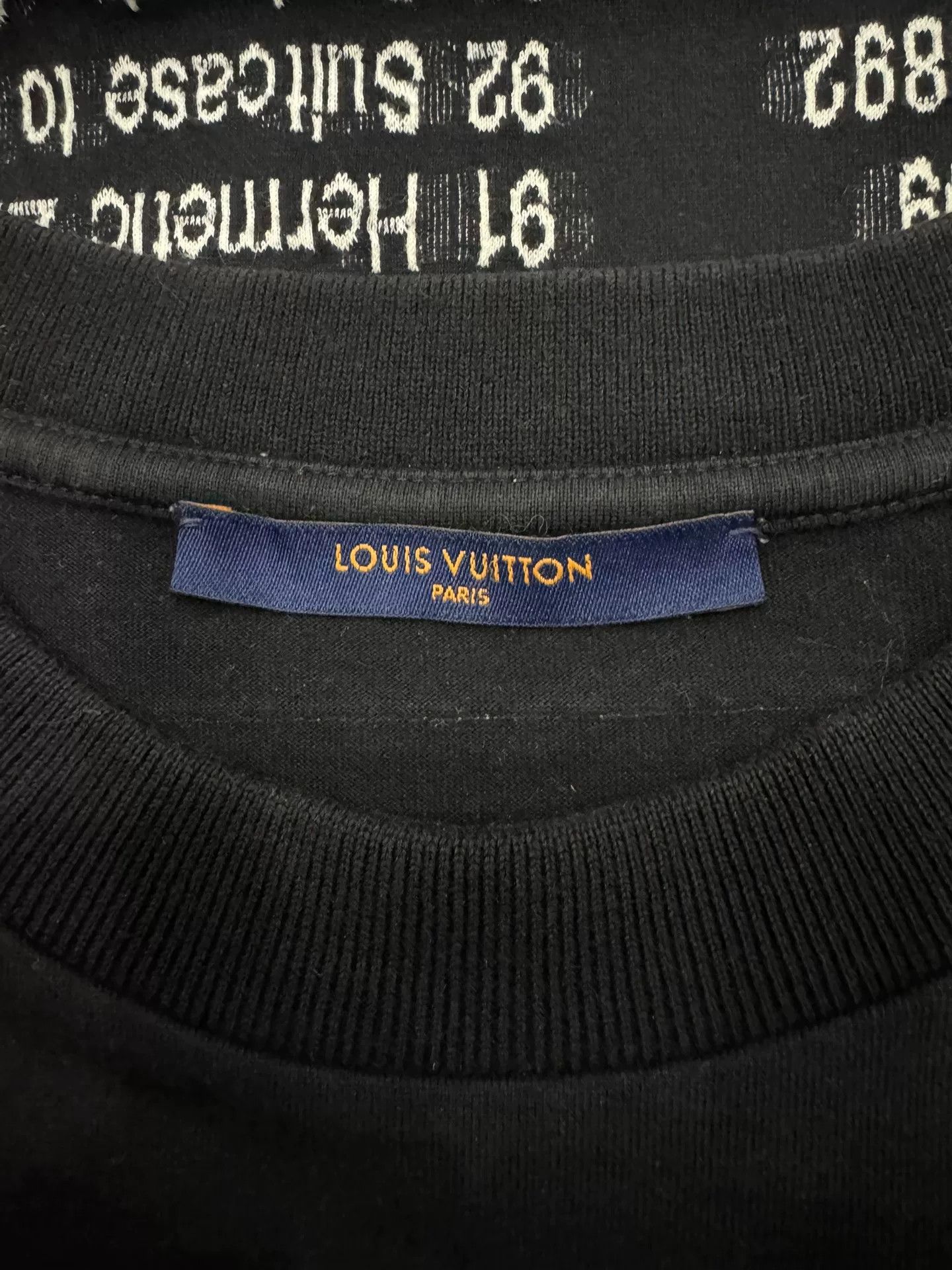 Louis Vuitton louis vuitton black graphic short sleeve tee Size US M / EU 48-50 / 2 - 7 Thumbnail