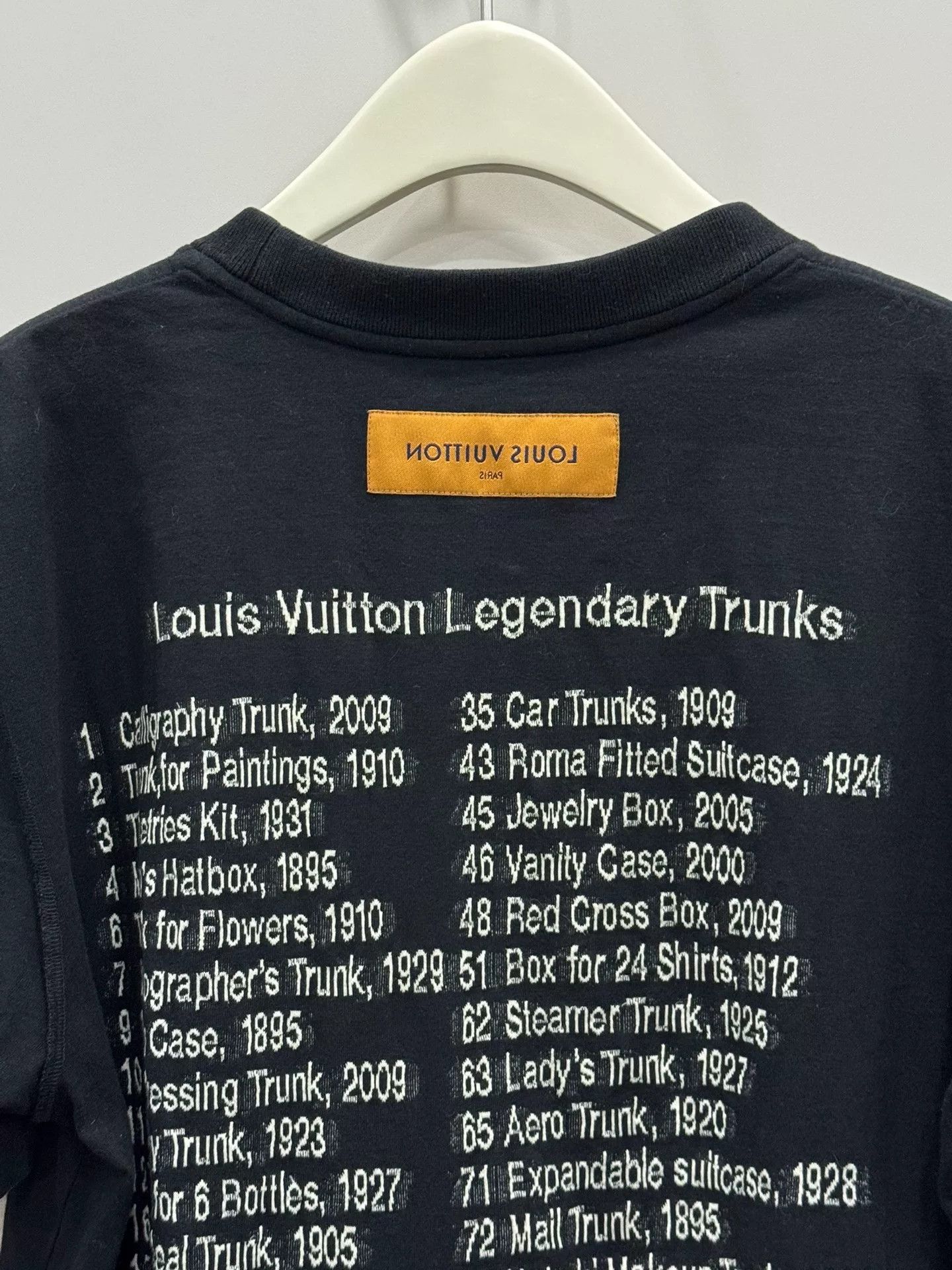 Louis Vuitton louis vuitton black graphic short sleeve tee Size US M / EU 48-50 / 2 - 5 Thumbnail