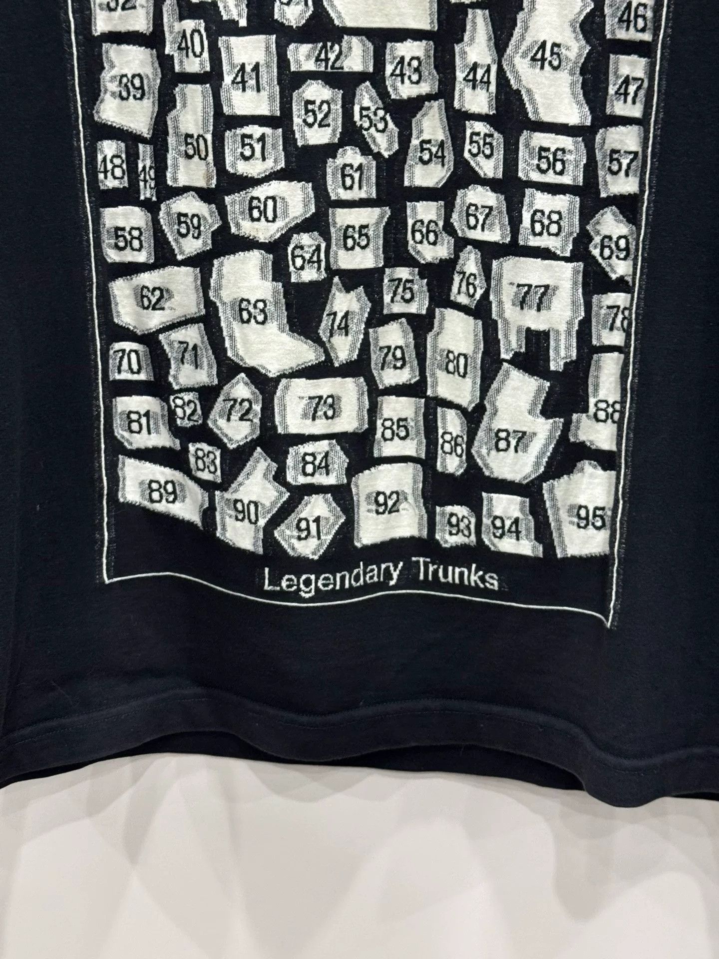 Louis Vuitton louis vuitton black graphic short sleeve tee Size US M / EU 48-50 / 2 - 4 Thumbnail