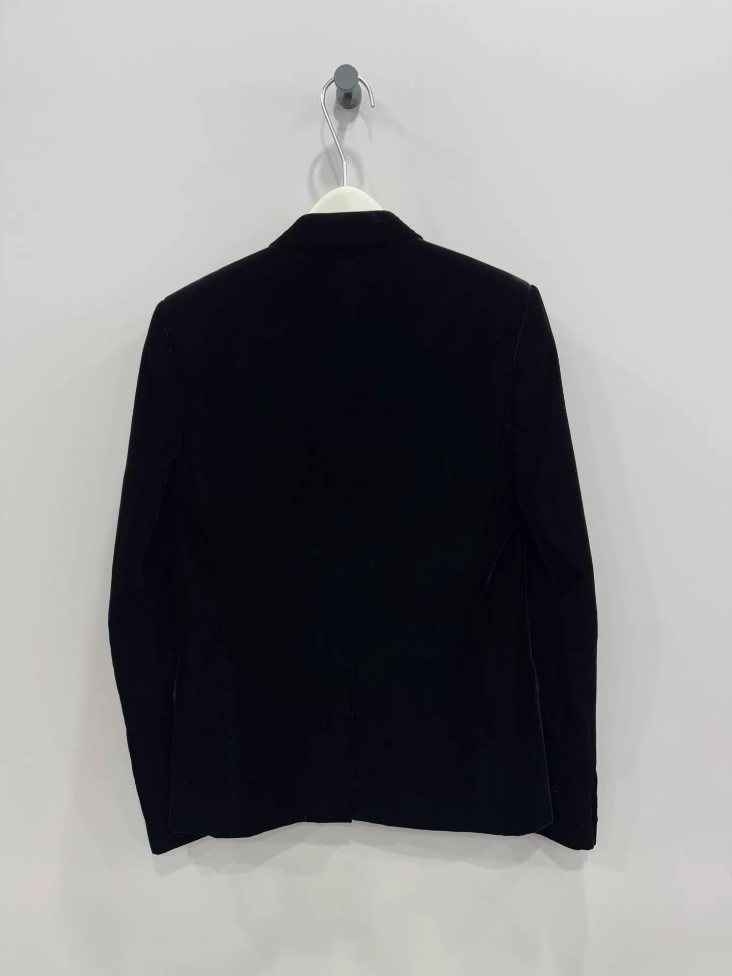 Saint Laurent Paris black velvet smoking suit from Saint Laurent Size US M / EU 48-50 / 2 - 2 Thumbnail