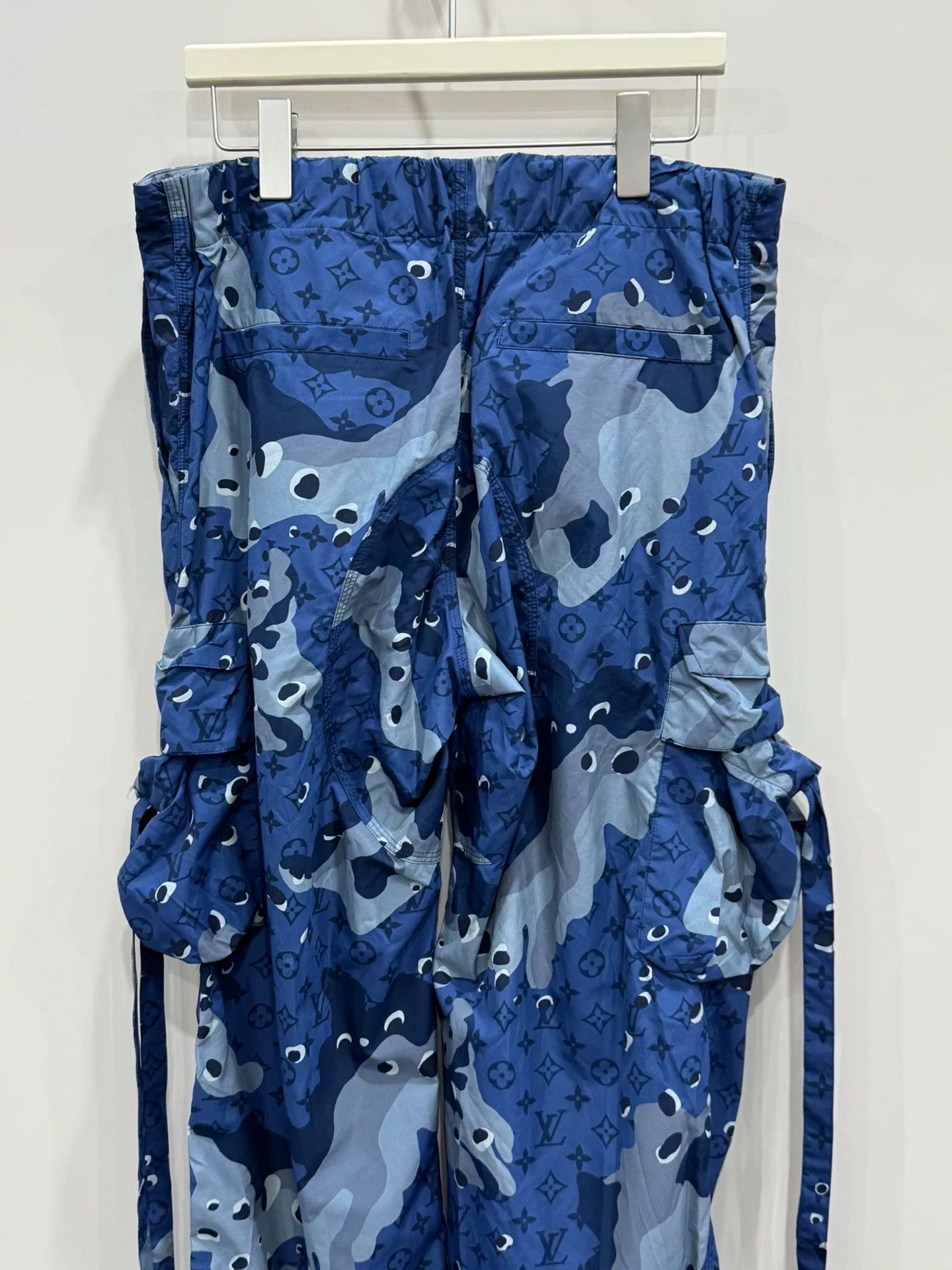 Louis Vuitton Louis Vuitton Blue Camo Nylon Casual Pants Size US 31 - 6 Thumbnail