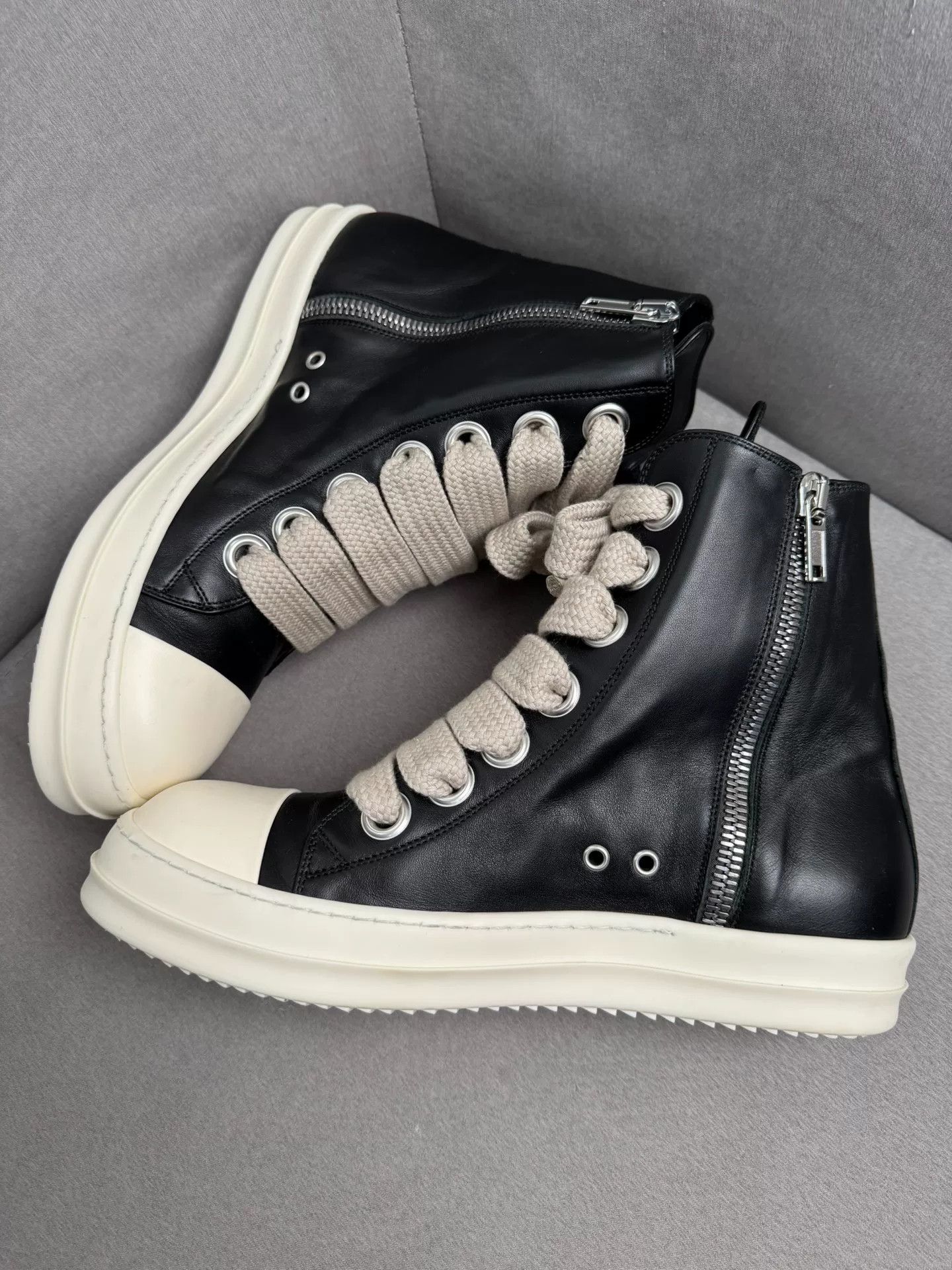 Rick Owens rick owens high-top sneakers black and white Size US 10 / EU 43 - 9 Thumbnail