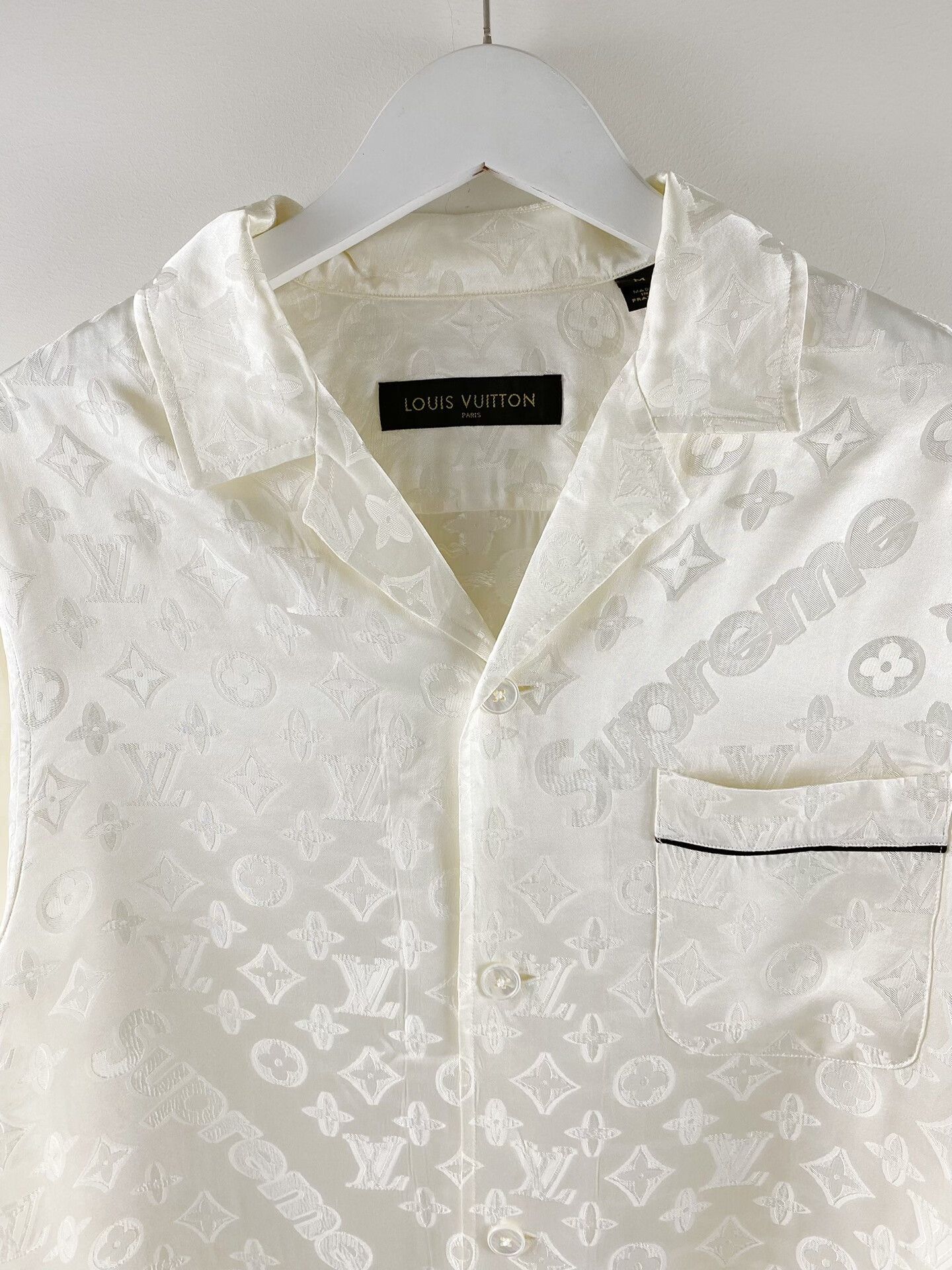 Louis Vuitton Louis Vuitton Supreme Silk Pajama Set Size M / US 6-8 / IT 42-44 - 3 Thumbnail