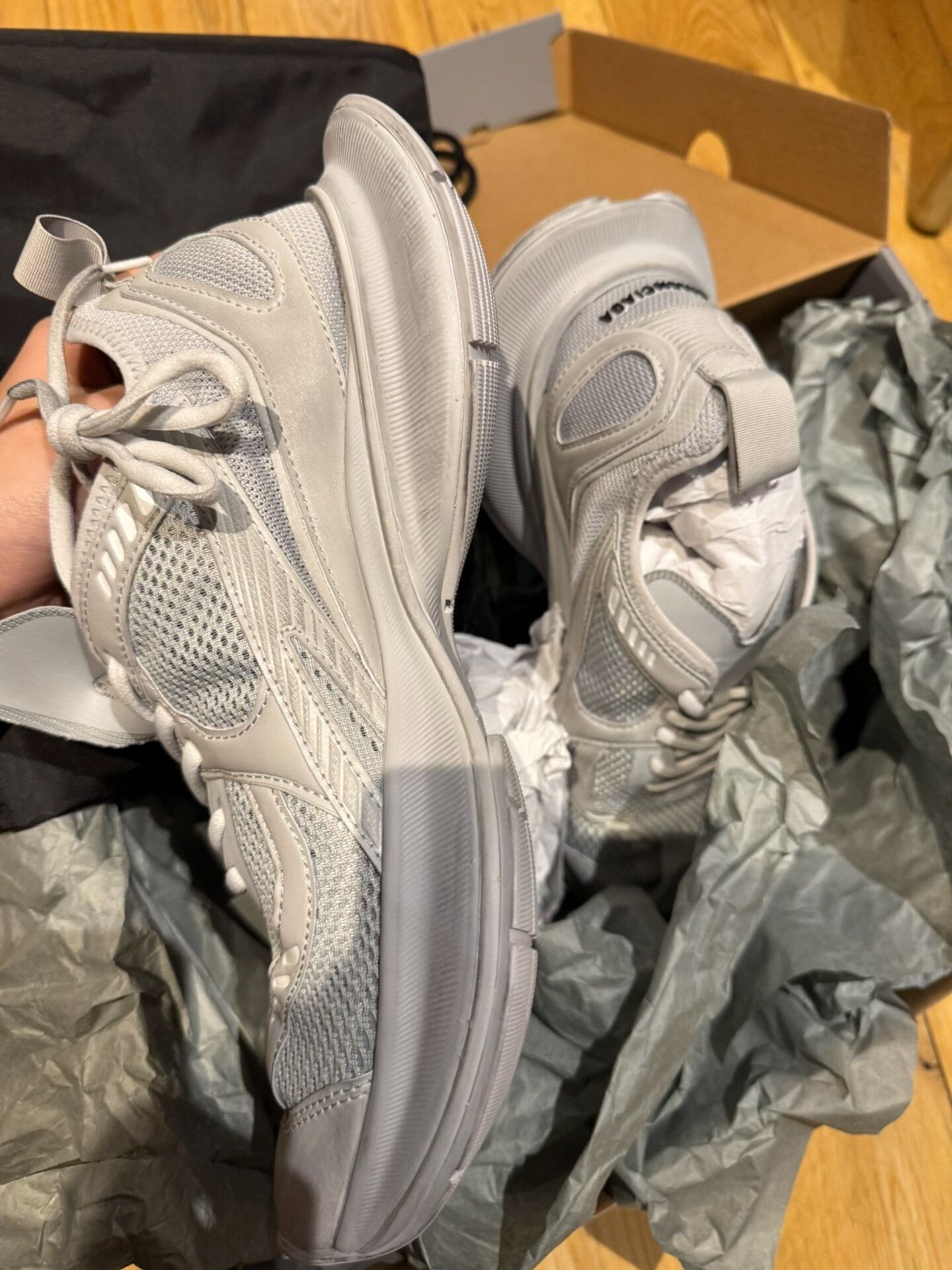 Balenciaga balenciaga circuit gray sneakers size 43 Size US 10 / EU 43 - 5 Thumbnail