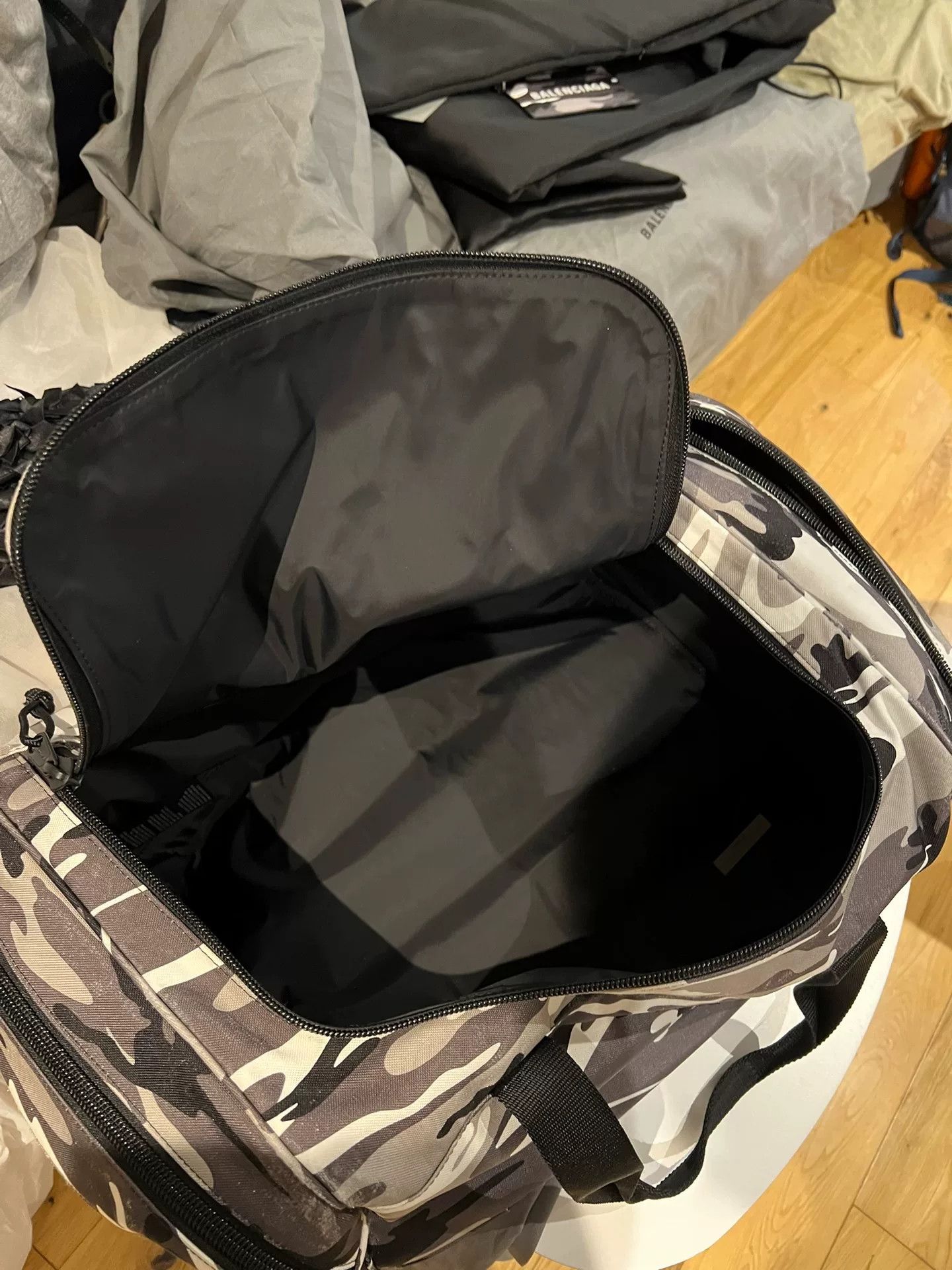 Balenciaga balenciaga convertible gym duffel backpack Size ONE SIZE - 5 Thumbnail