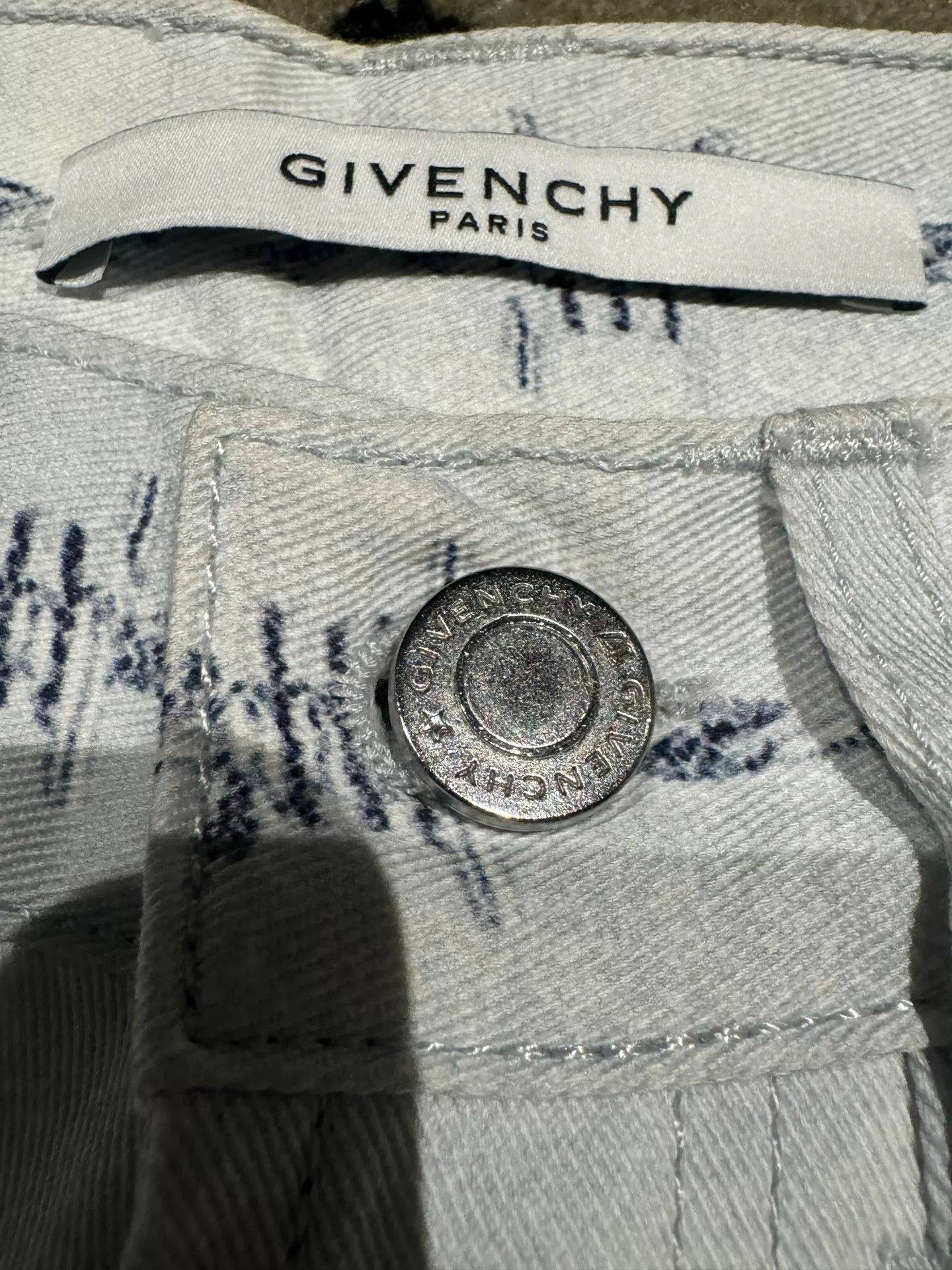 Givenchy givenchy paris jesus print denim pants Size US 31 - 3 Thumbnail