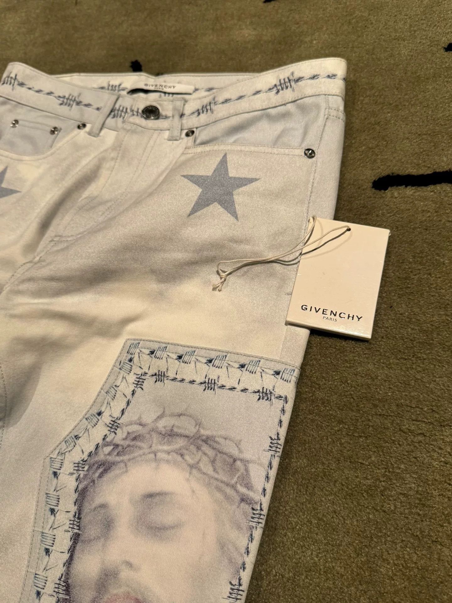 Givenchy givenchy paris jesus print denim pants Size US 31 - 2 Thumbnail