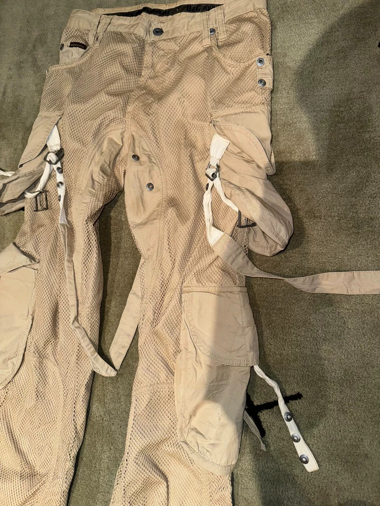 Dolce & Gabbana dolce&gabbana distressed cargo pants with straps Size US 31 - 3 Thumbnail