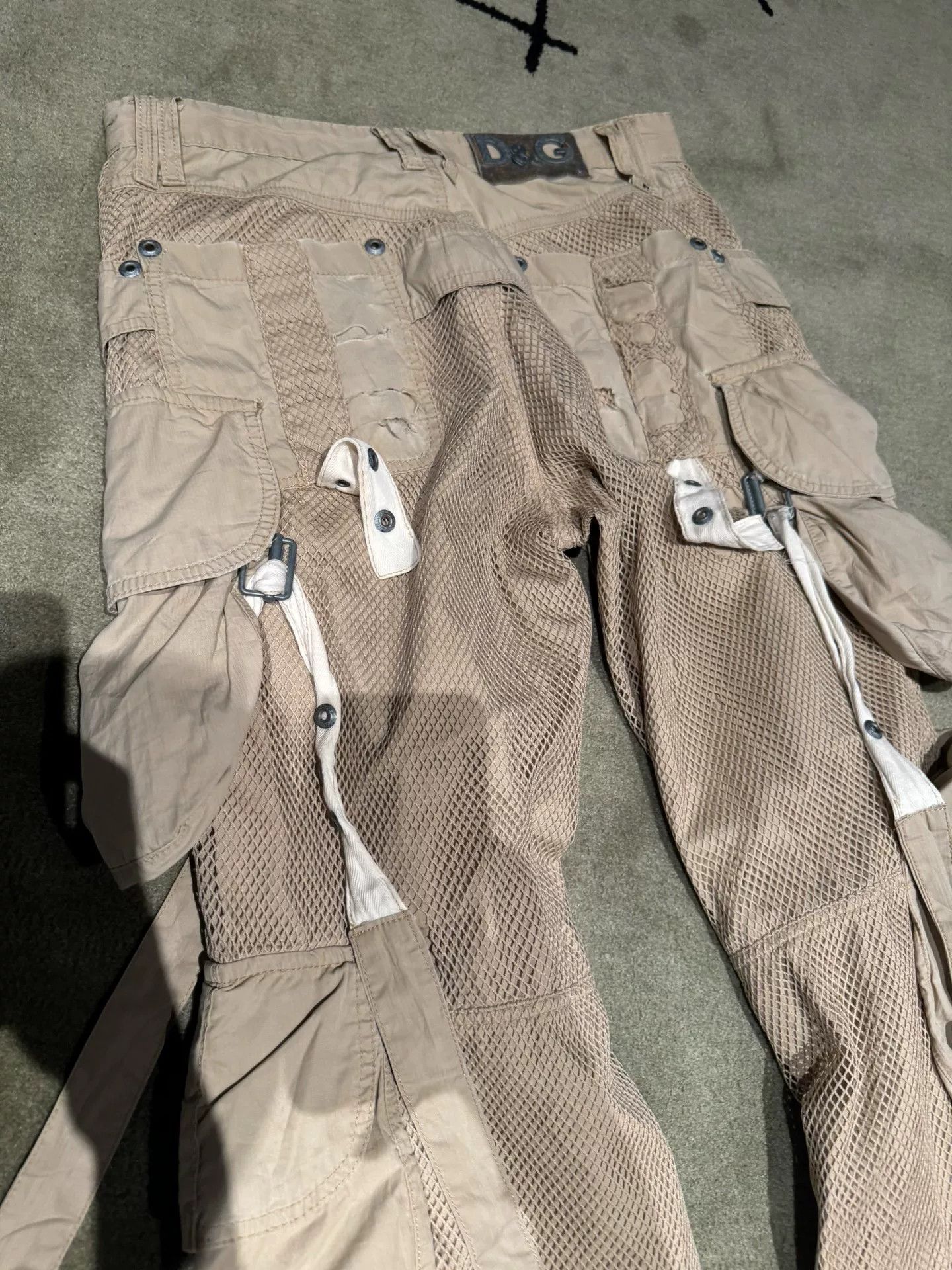 Dolce & Gabbana dolce&gabbana distressed cargo pants with straps Size US 31 - 8 Thumbnail