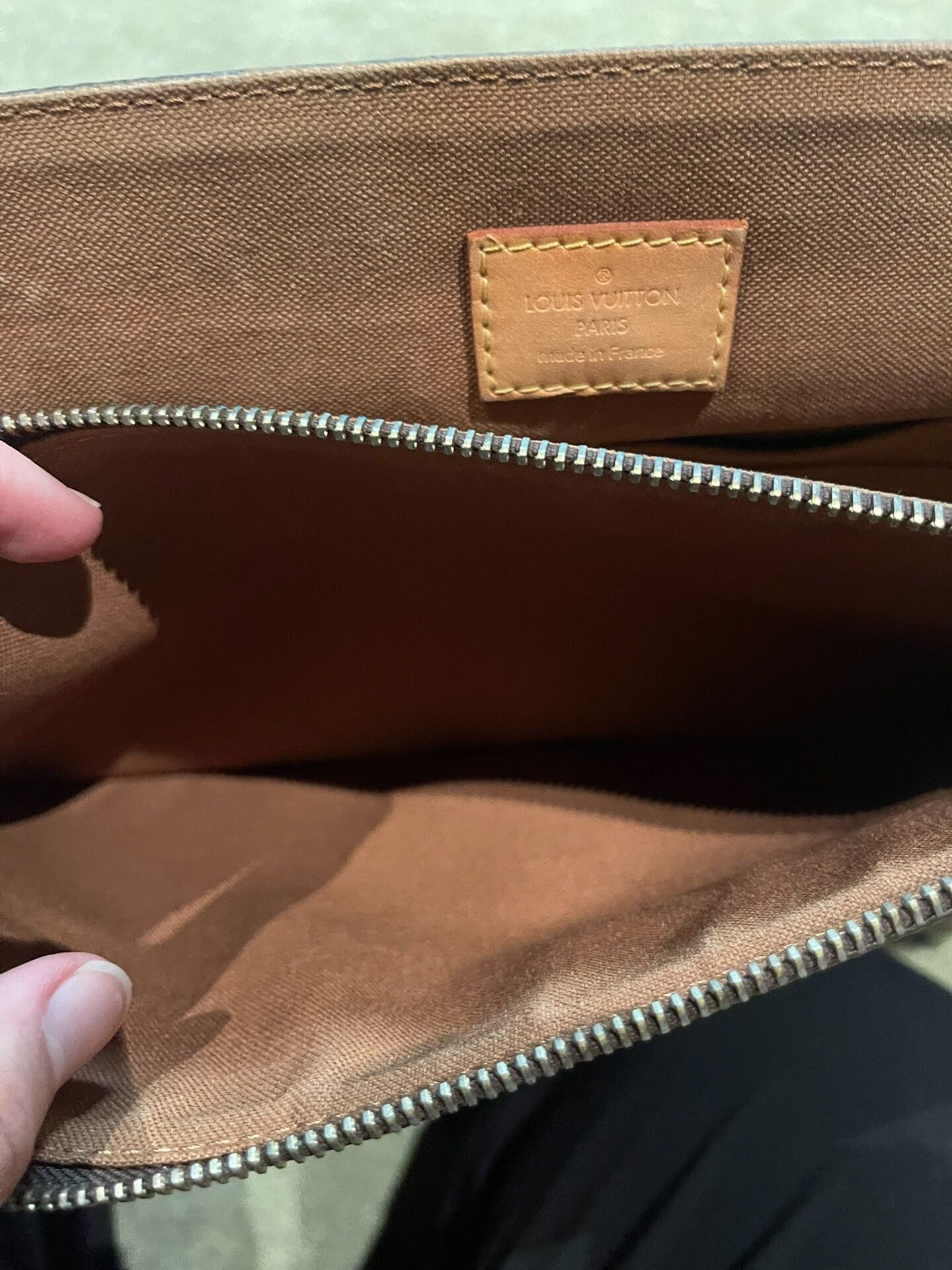 Louis Vuitton louis vuitton brown messenger bag for men Size ONE SIZE - 5 Thumbnail